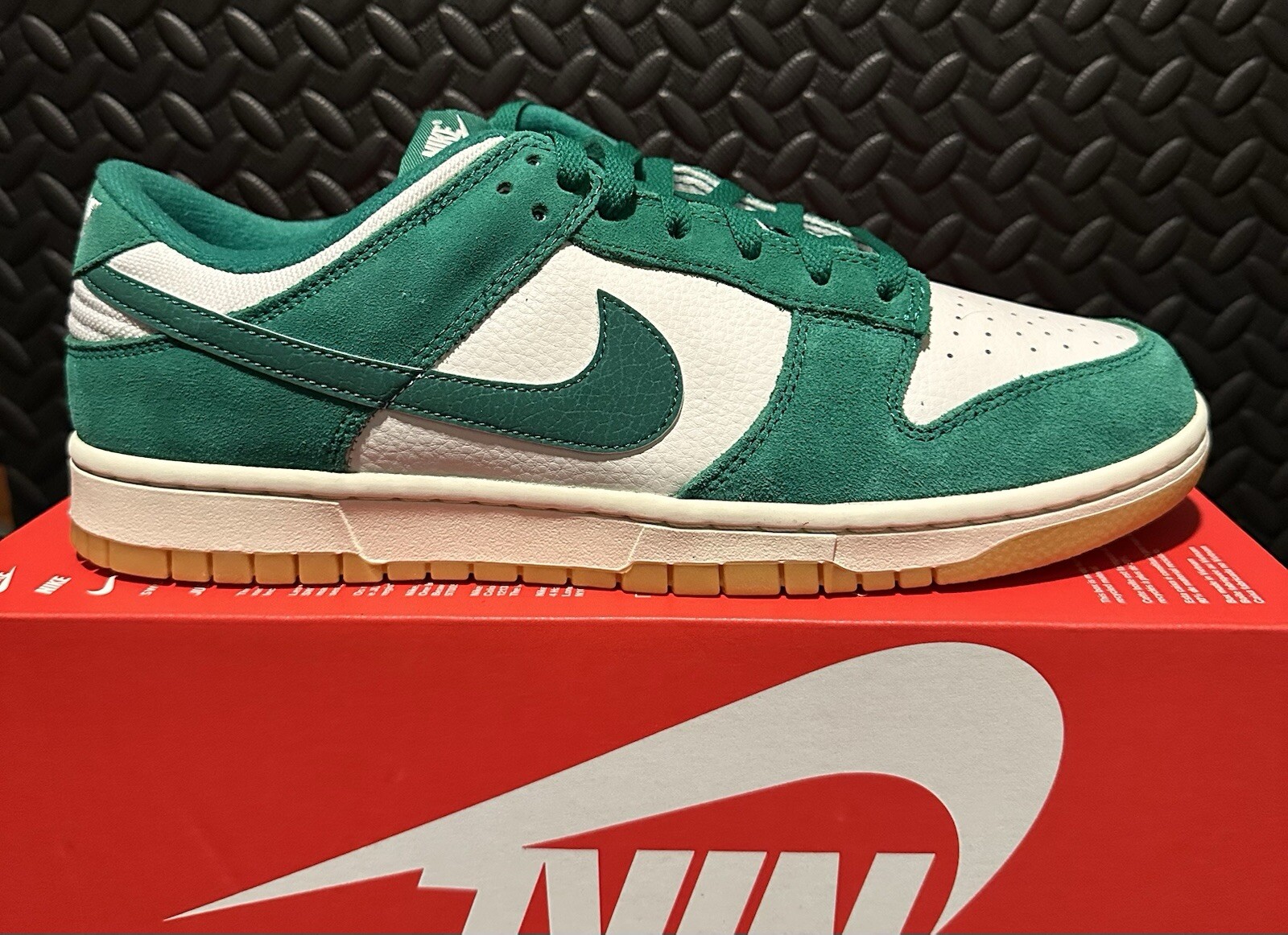 Nike Dunk Low “White Malachite Green Gum” | Size 11 | HQ1519-030 No Lid New