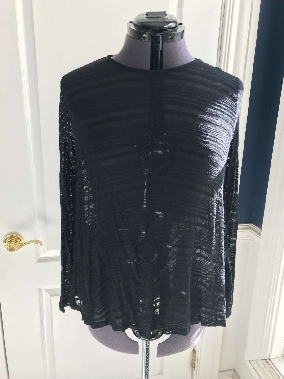 Old Navy Sheer/Semi-Sheer Black Striped Flared Top Long Sleeved, Size: Med Tall