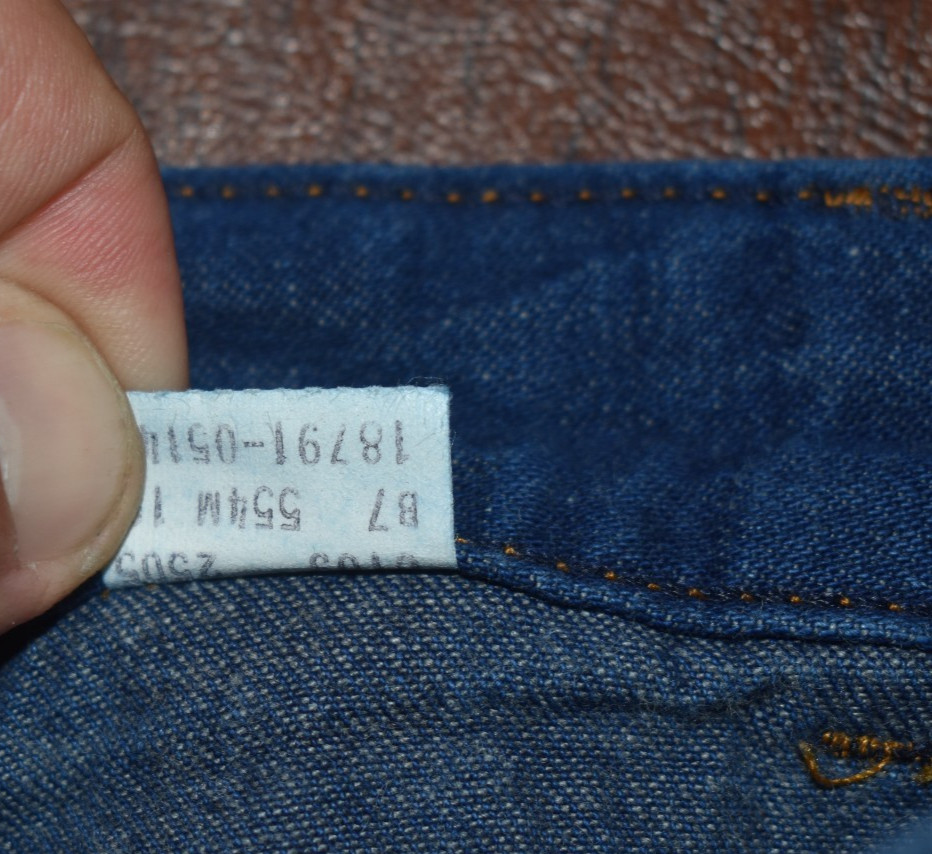Vintage LEVI STRAUSS & CO BIG E ultra high waisted womens jeans Size 28 waist