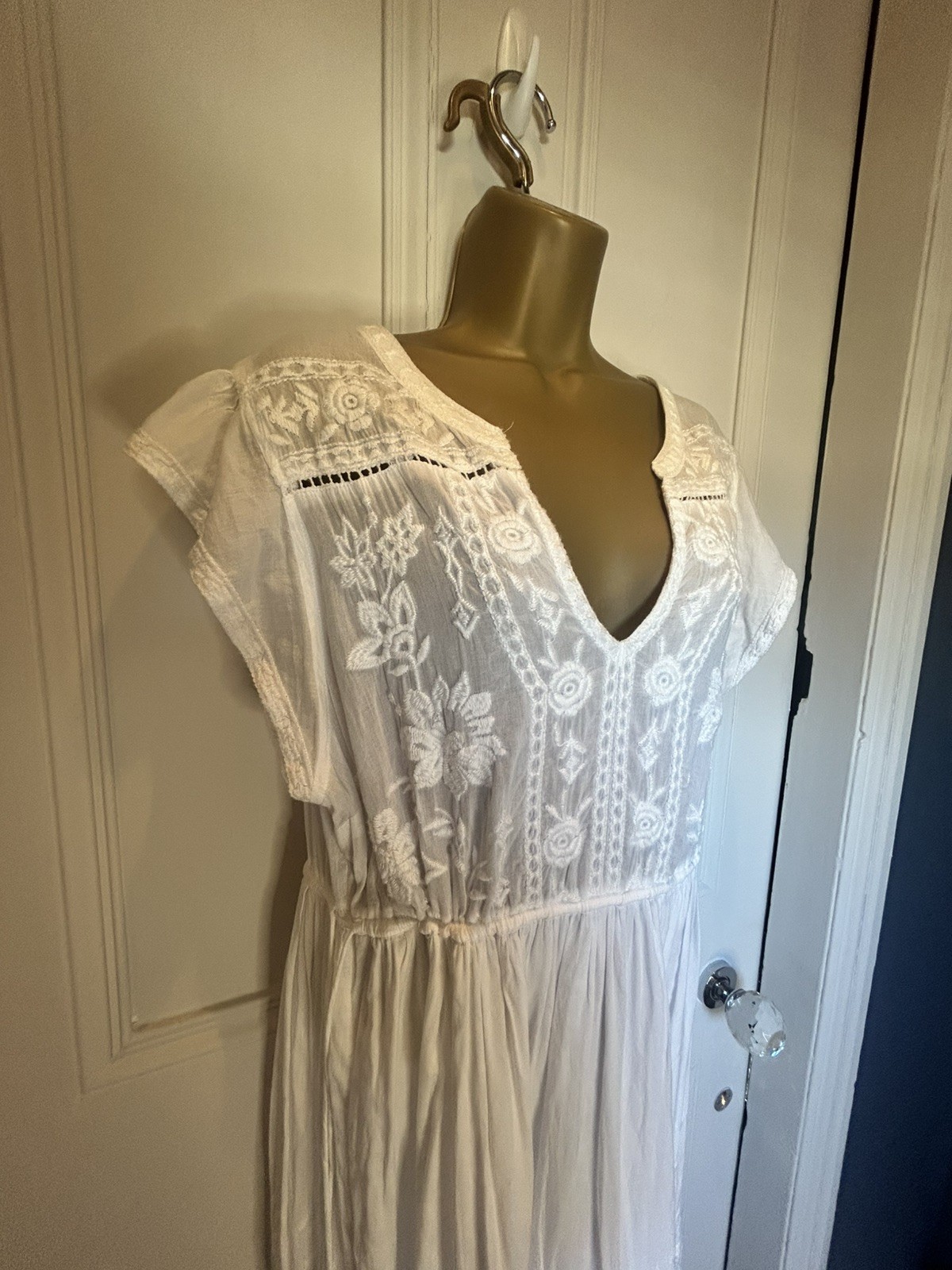 Embroidered White Midi Next Dress Size 14 Rrp £68 new, never worn.