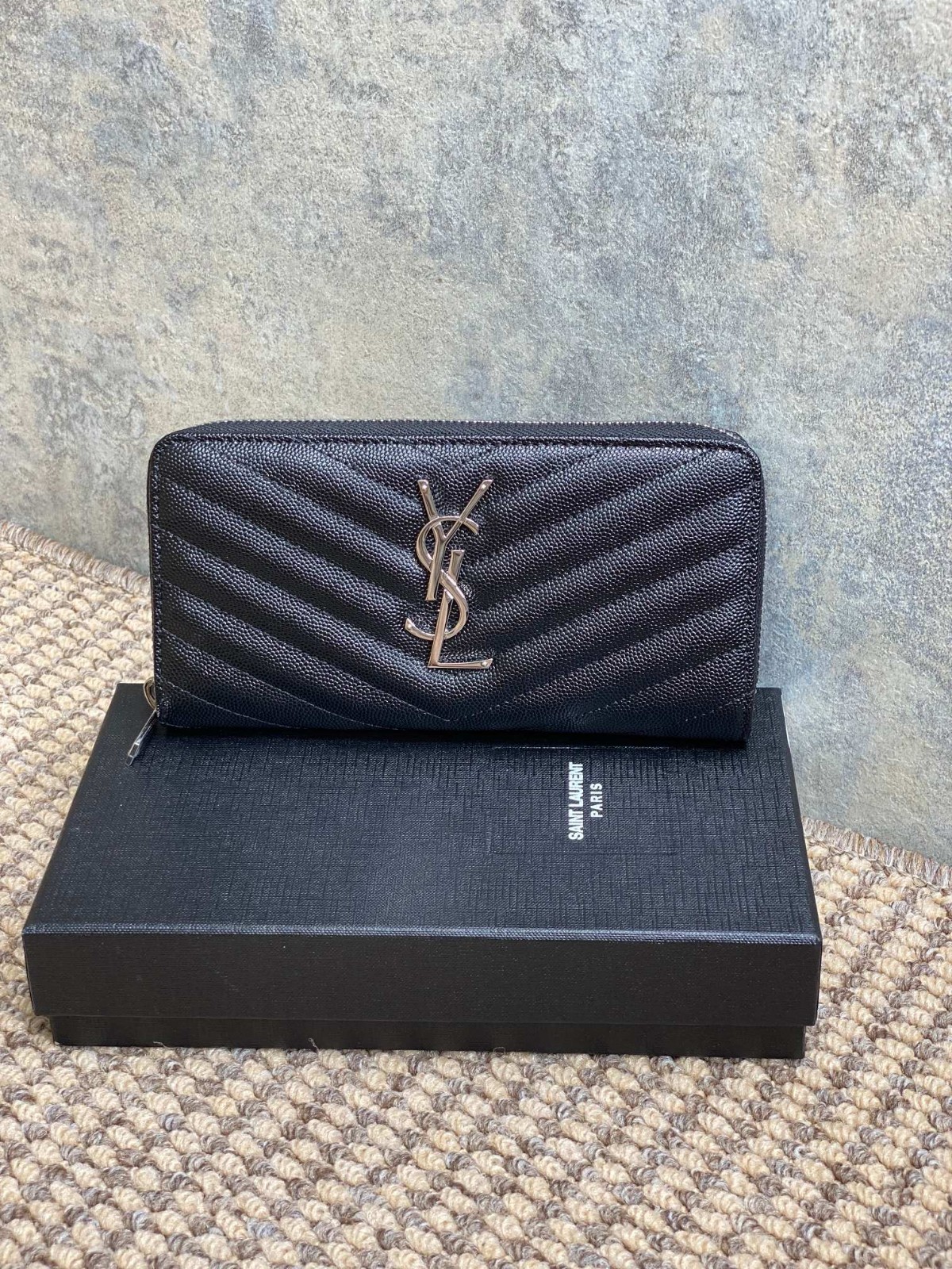 Saint Laurent Cassandre Matelassé Zip Around Long Wallet | 19cm × 9.5cm × 2.5cm