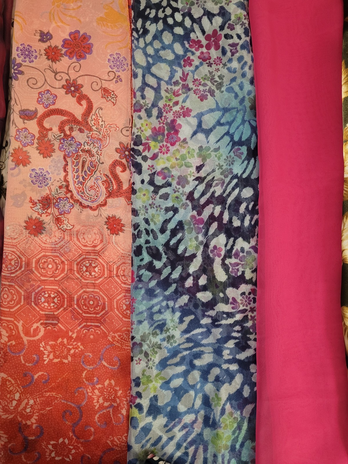 Scarf Set Multicolored Soft Lightweight LOT OF 10 Great Condition