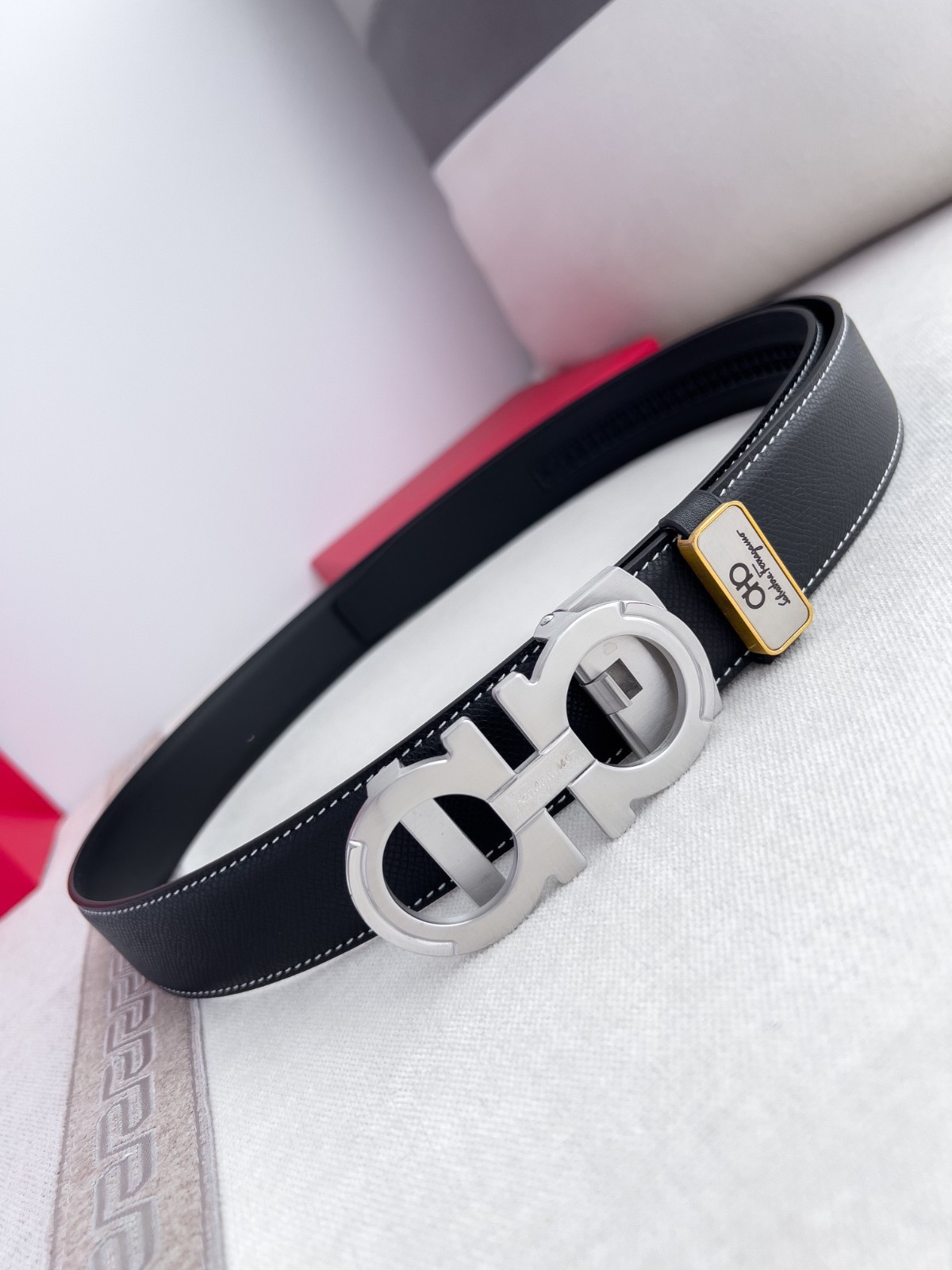 Salvatore Ferragamo Gancini Belt Black Leather Silver Buckle Reversible