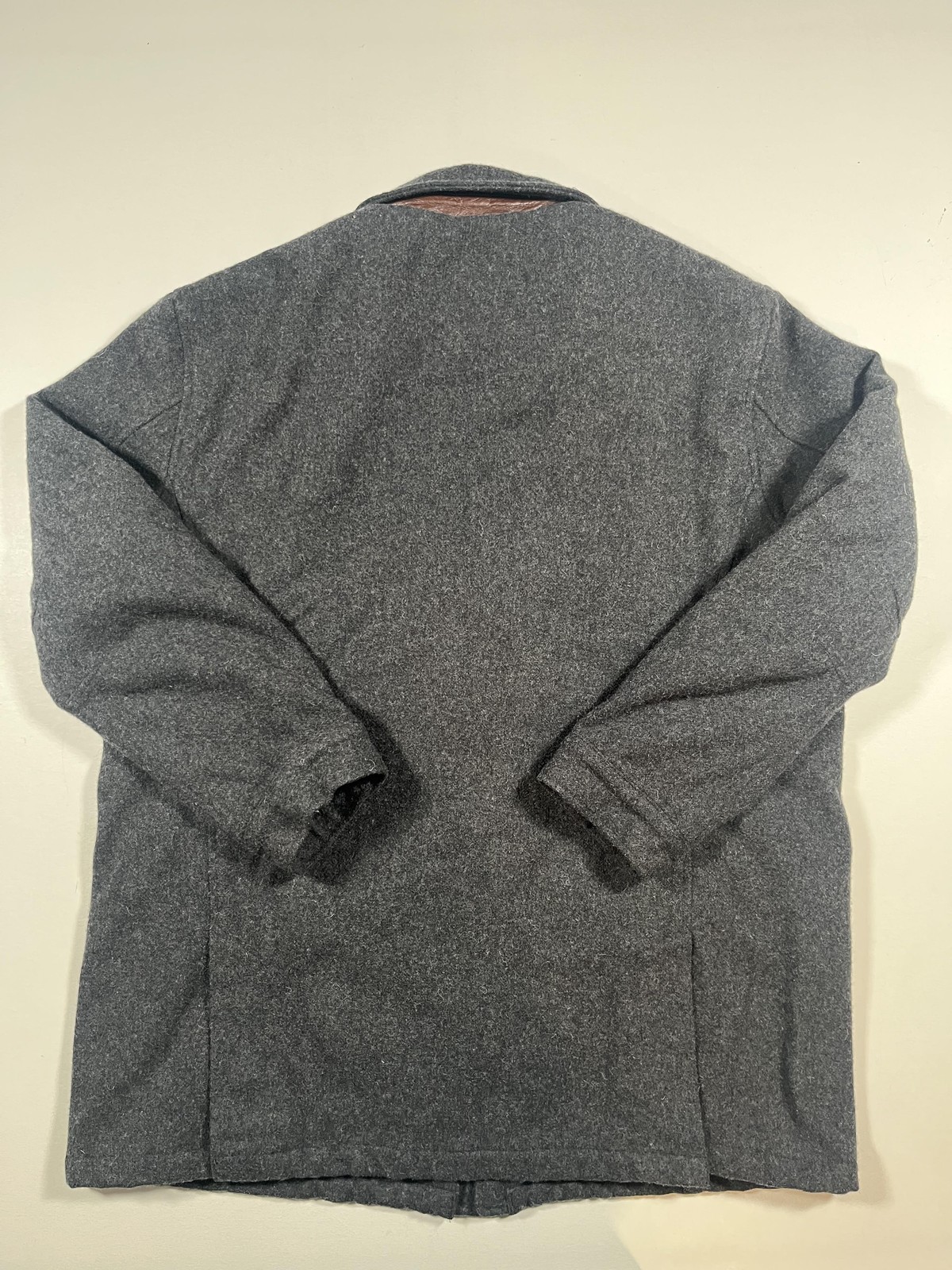 Orvis Coat Mens XL Gray Wool Tweed Quilted Lined Full Zip Pockets Outdoor Casual