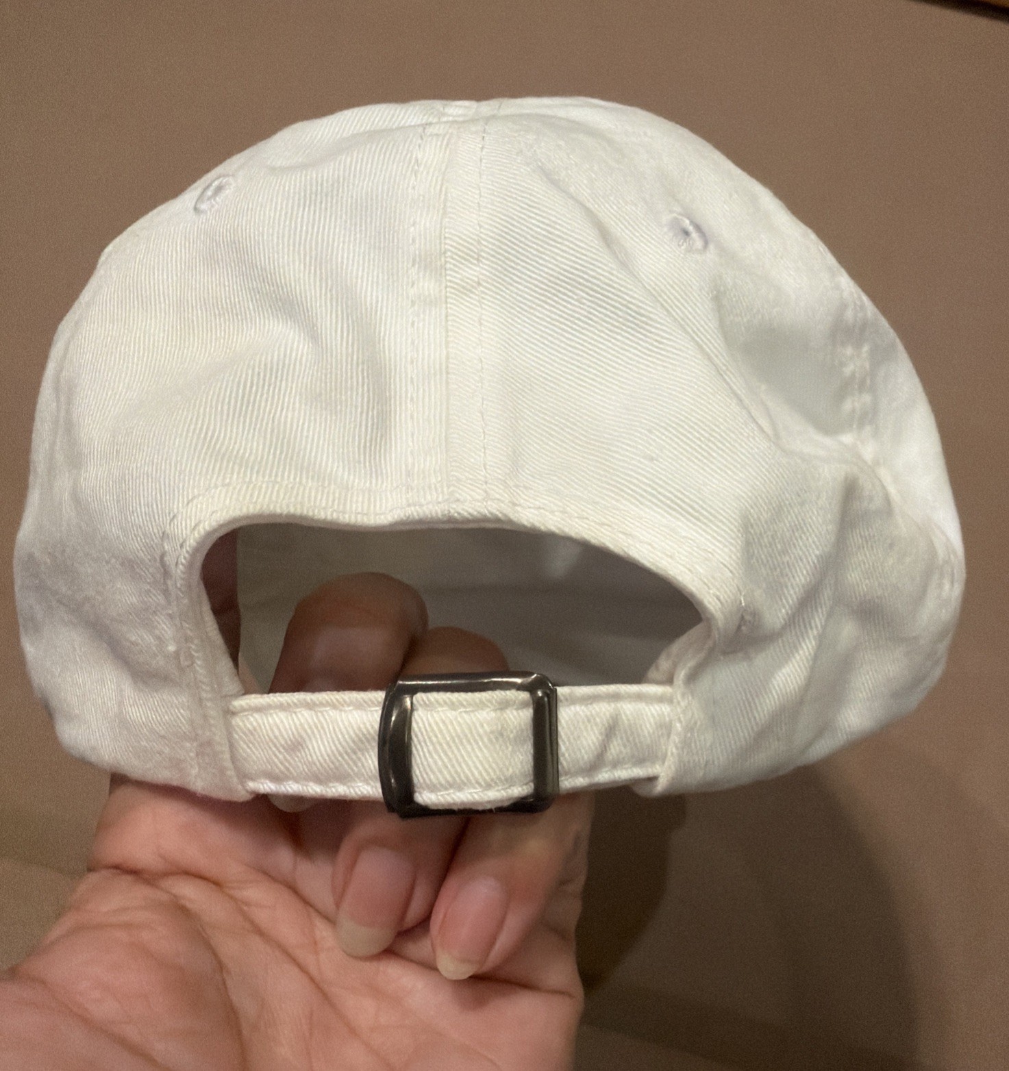 VICTORINOX Cotton Dad’s Hat White Adjustable Size Medium