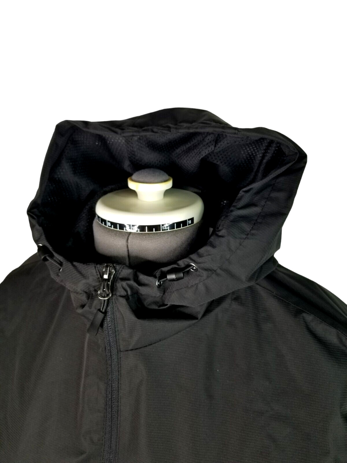 Mountain Club Black Gray Men’s Jacket Size L PIT TO PIT 24 IN
