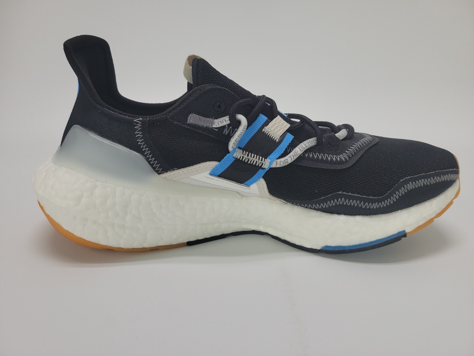 adidas Ultraboost 22 X Parley Women’s Running Shoes Sneaker Black Sz 10 HQ6533