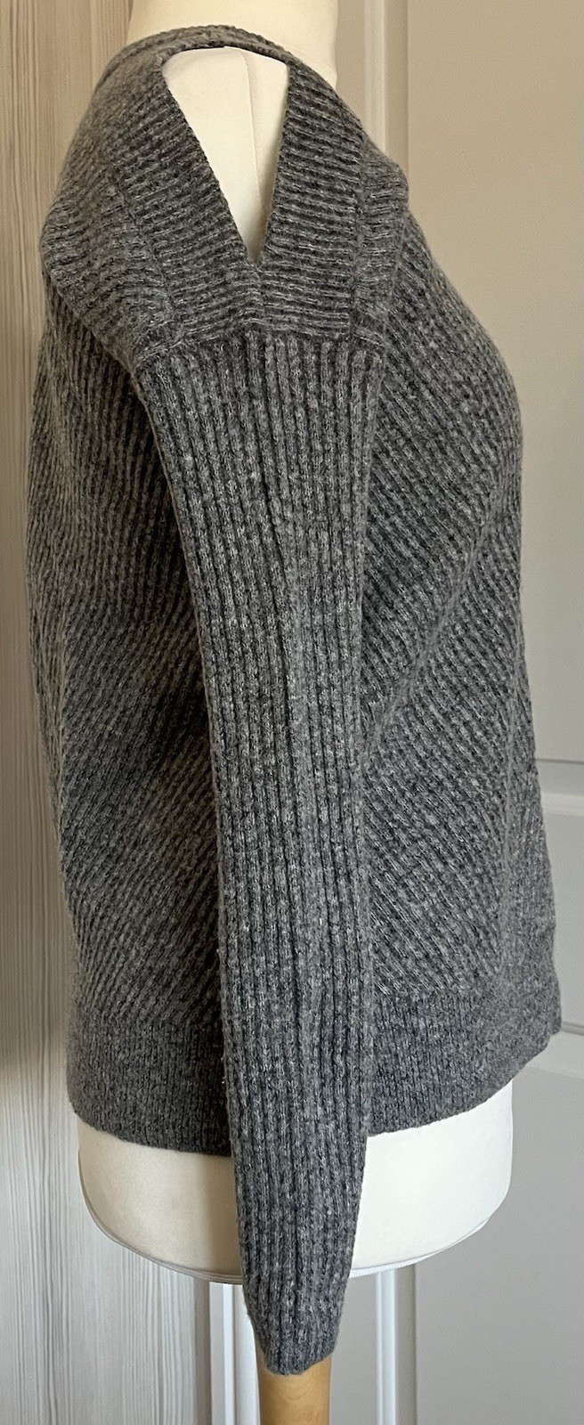 All Saints Terra Open Cold Shoulder Wool Jumper OVERSIZED Size XS Grey Ribbed
