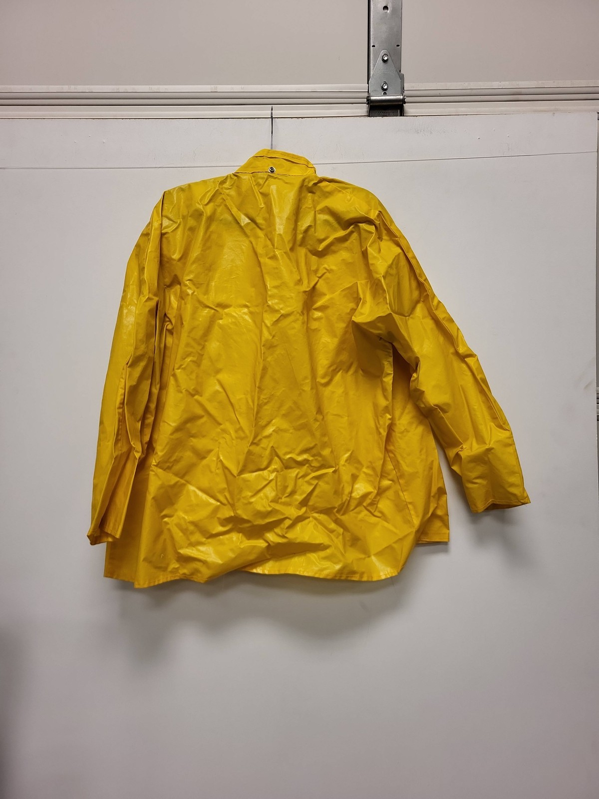 Tingley Men’s XL Yellow Raincoat Jacket Snap Front Heavy Duty Waterproof Slicker