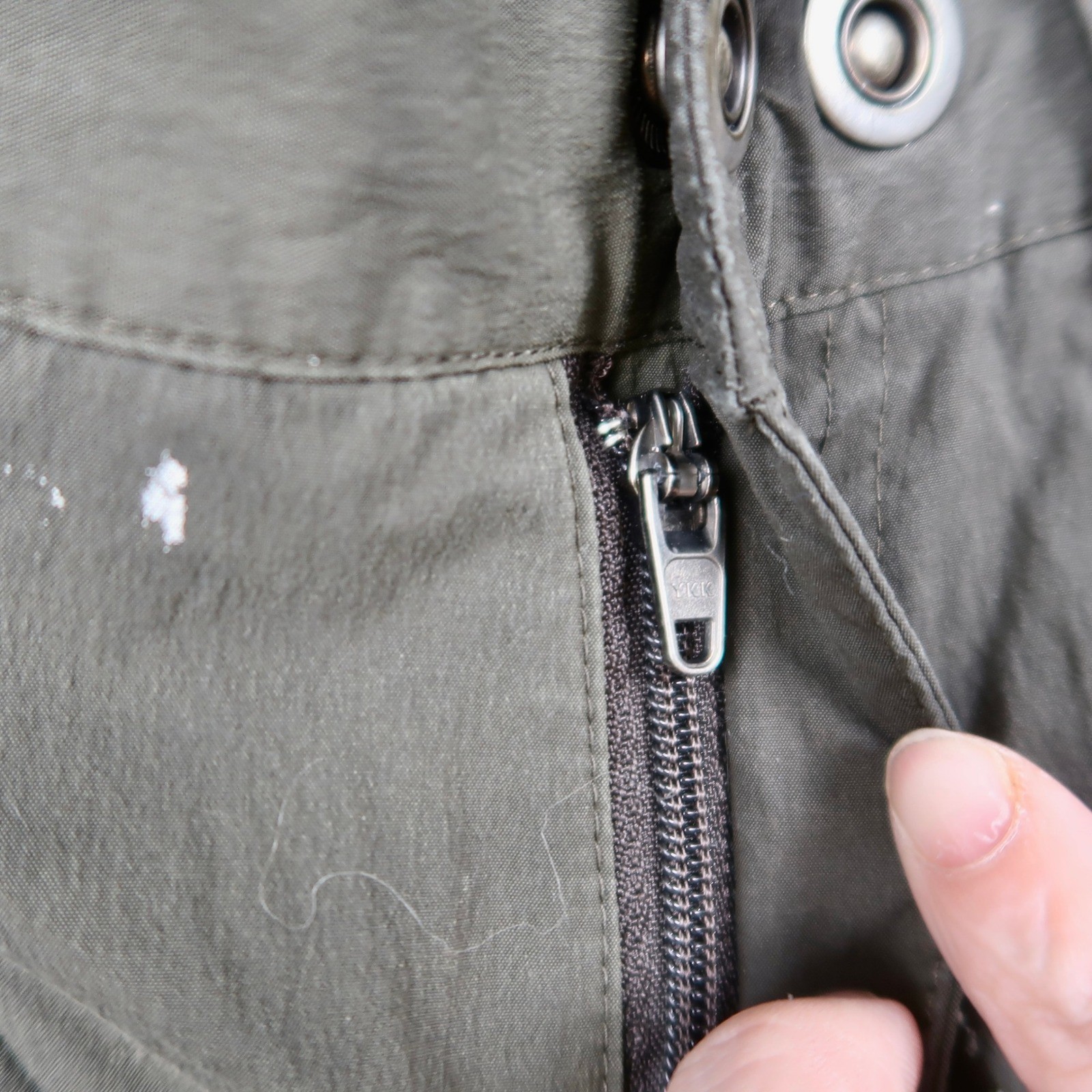 Arcteryx Mens Cargo Pants Size 30 Olive Green Distressed Paint Splatter Outdoor