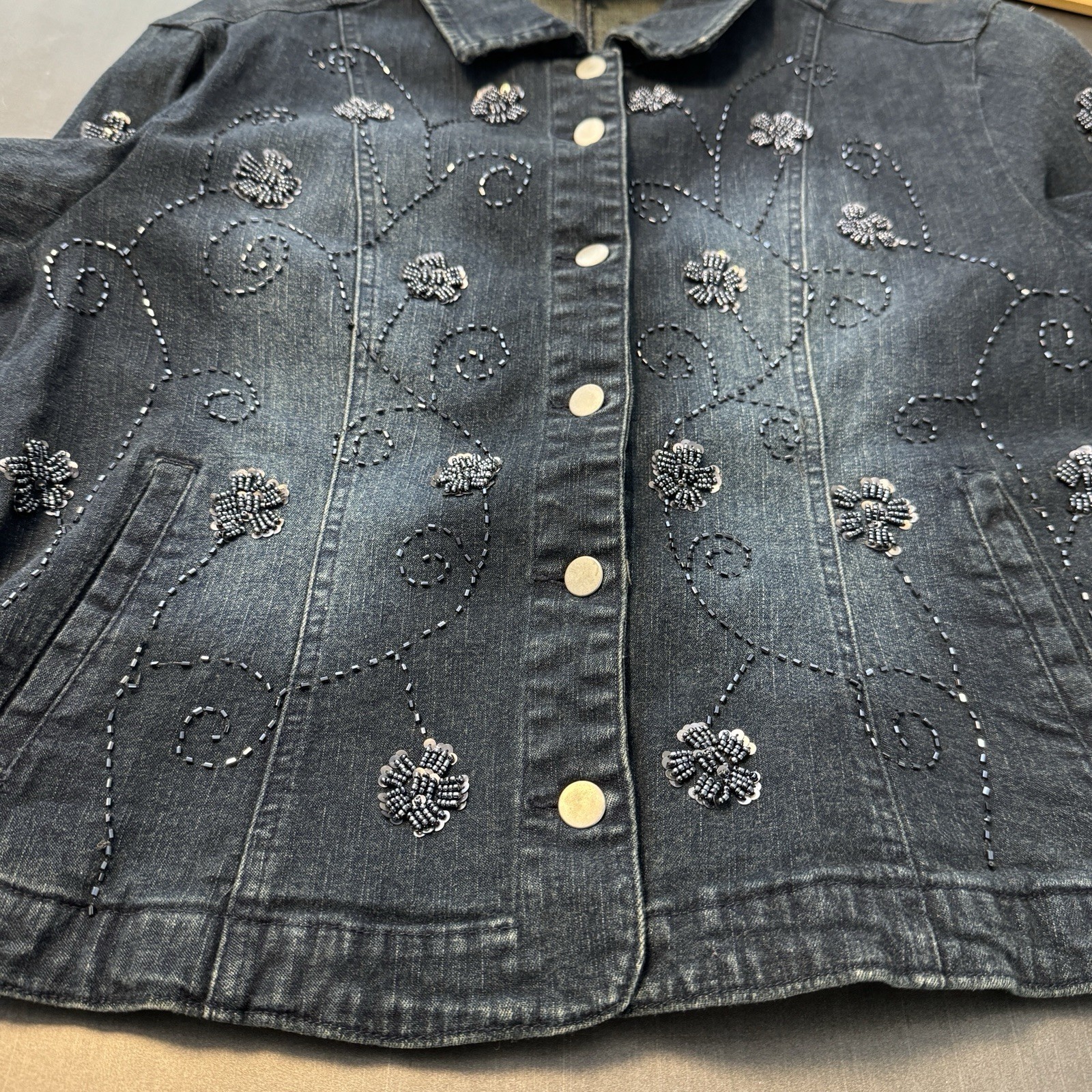 Flashback Blue Denim Beaded Western Jean Jacket Boho Flower Bedazzled M Stretch