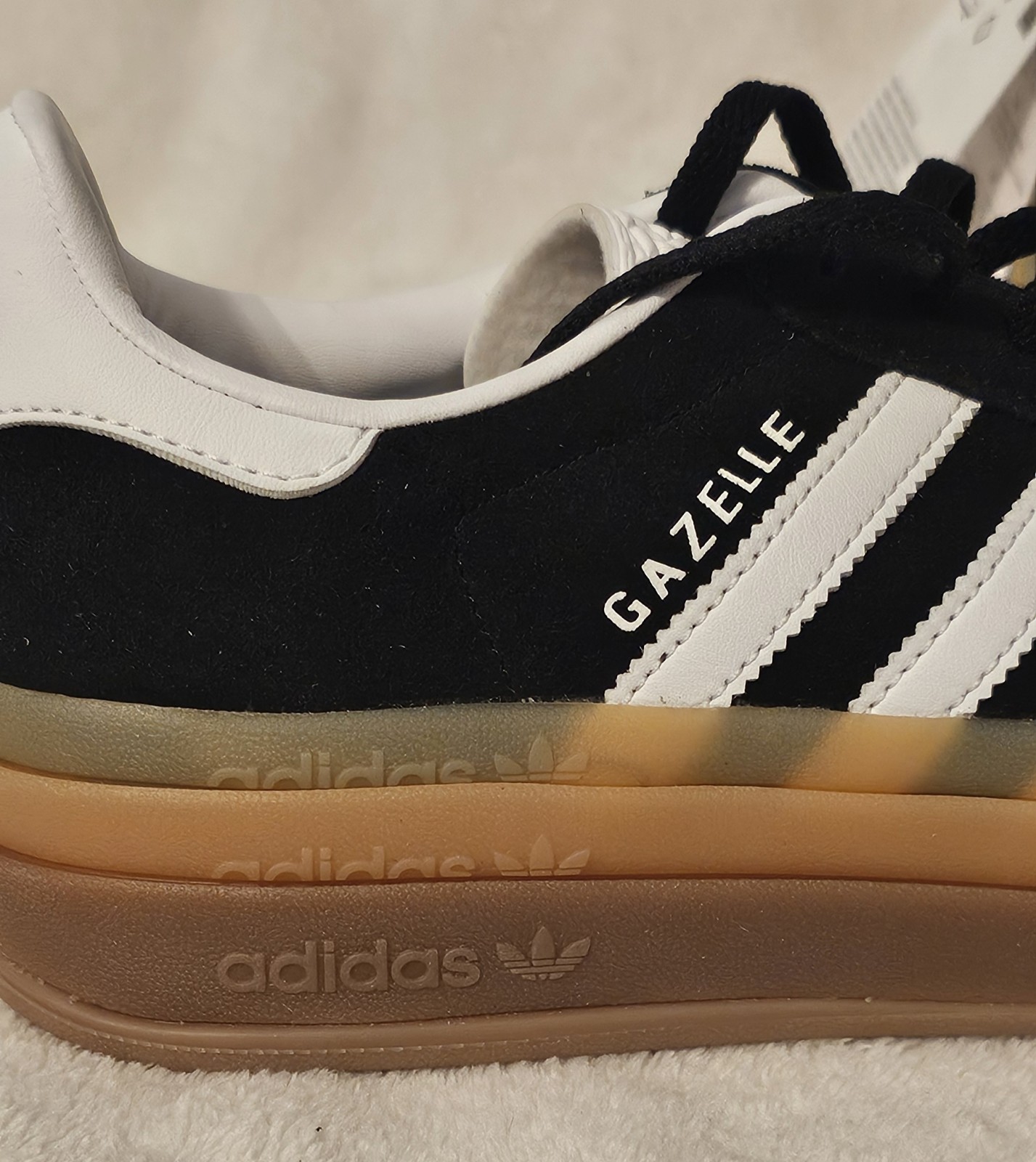 ADIDAS GAZELLE Bold Core Black White Gum Suede Size 6.5 Unisex
