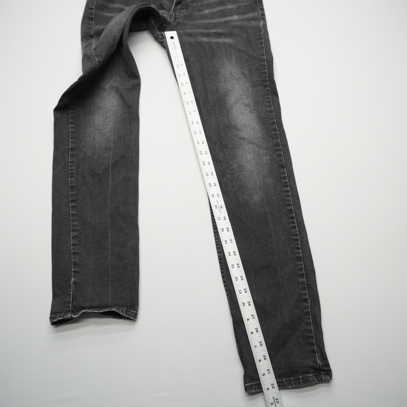 Levi’s Mens 511 Skinny Jeans Size 32 x 34 Stretch Denim Dark Grey