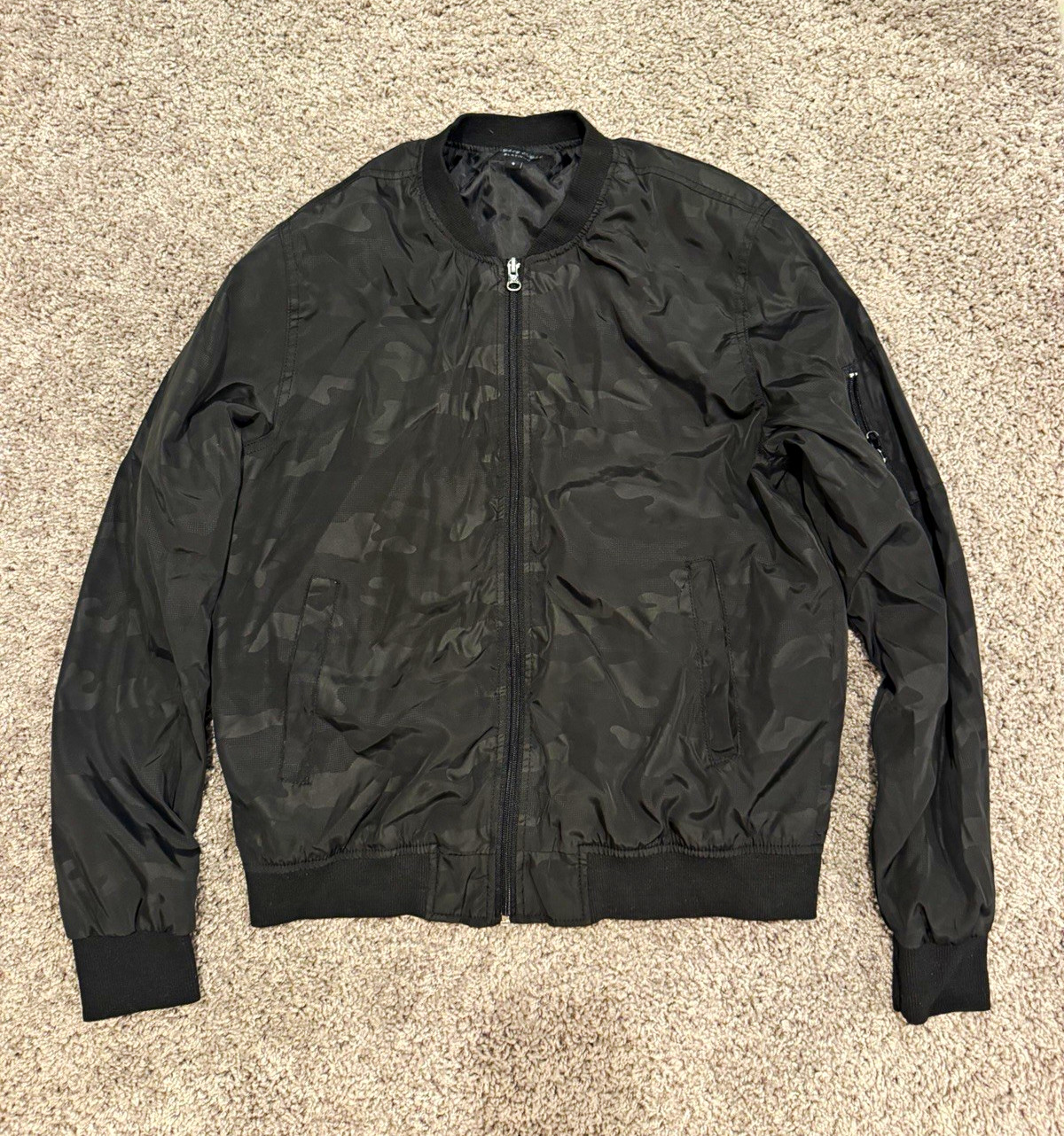 Eighty Eight Platinum Men’s Black Camouflage Bomber Jacket Size S Full Zip