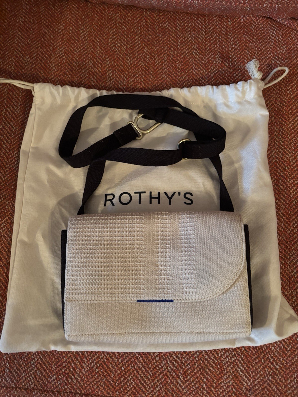 Rothy’s The Belt Bag Crossbody Biscotti Brown Tan NWOT Cute Clutch Knit Purse