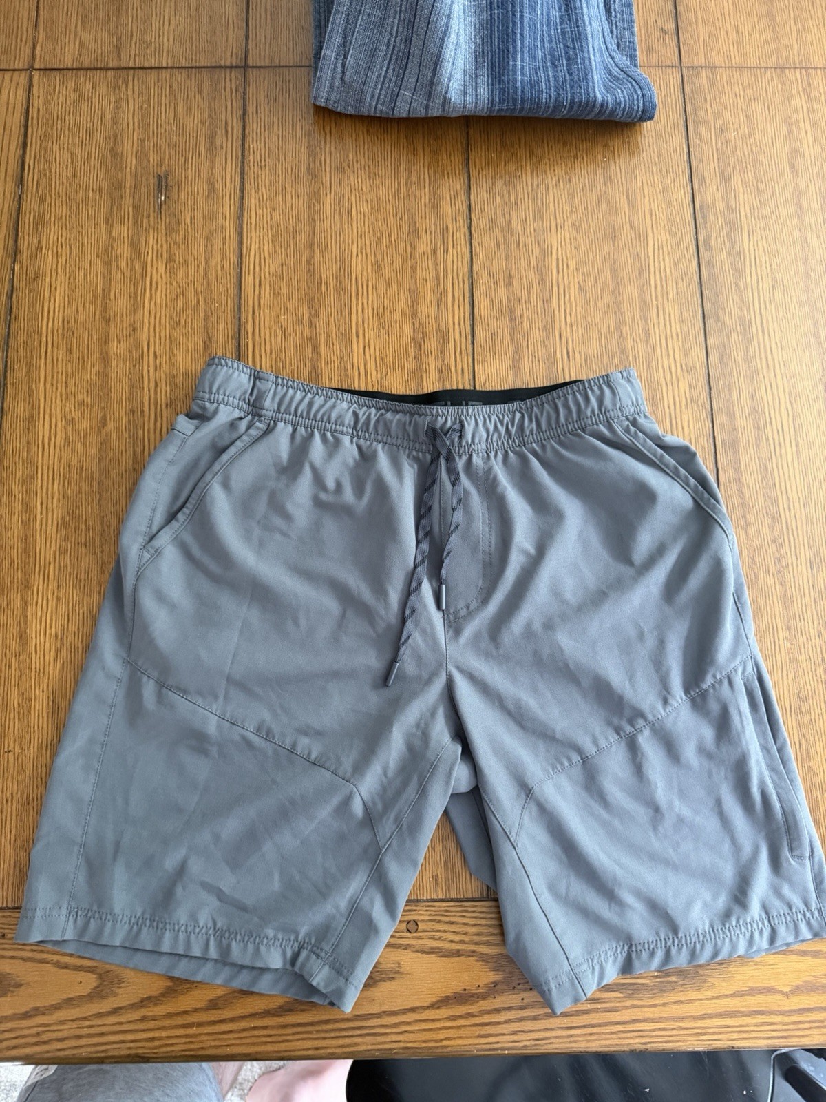 Gerry Men’s Large Gray Stretch Performance Hiking Shorts Drawstring Zip Pocket