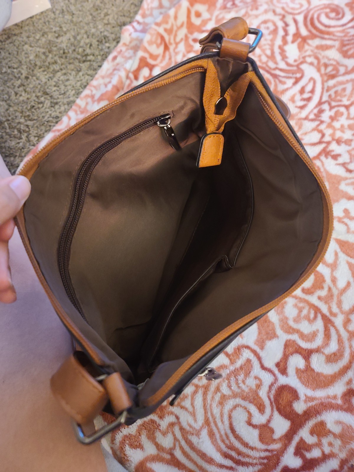 FADRON Black/Brown Medium Shoulder Bag Zip & Magnetic Tassel Inner/Outer Pockets