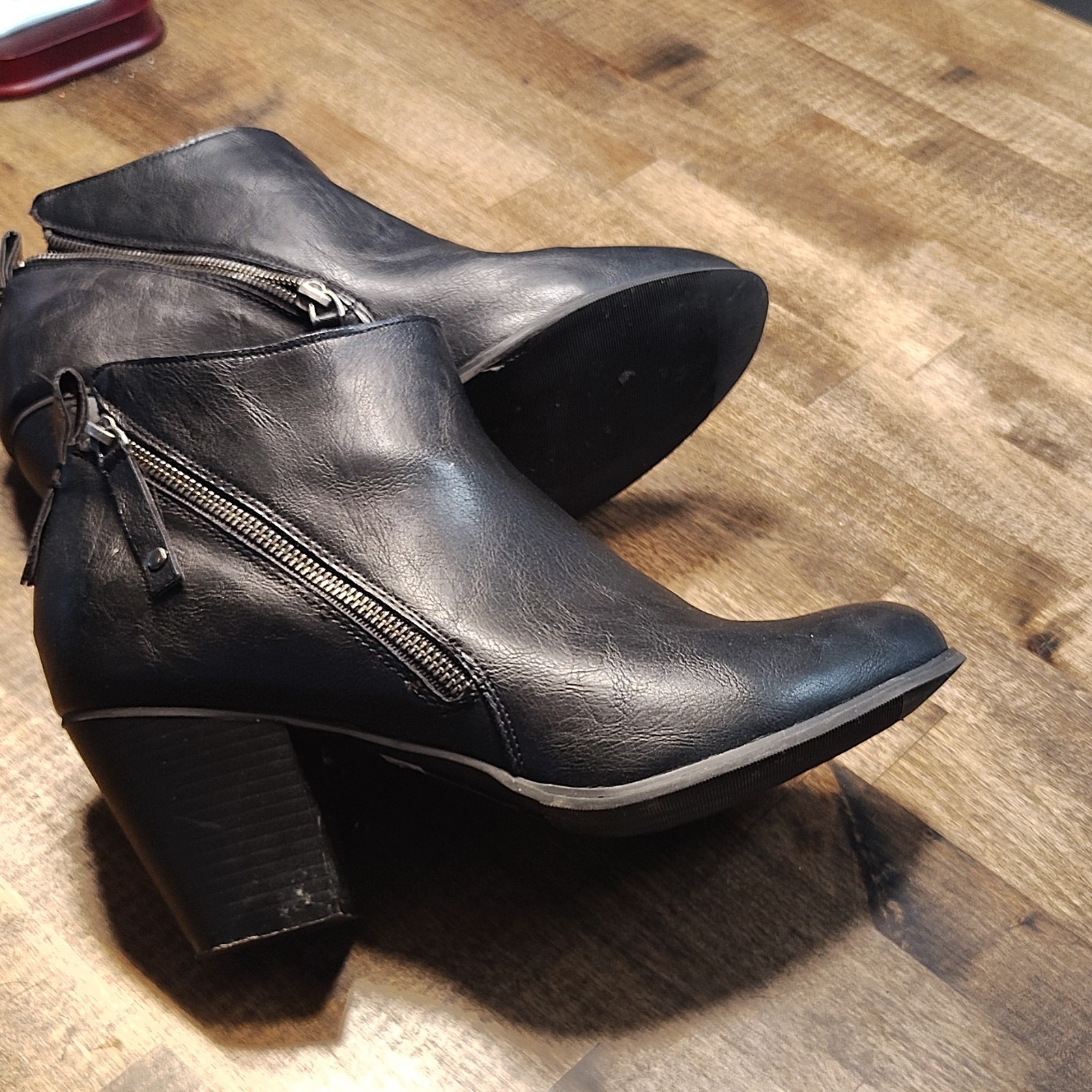 Torrid Womens Black Synthetic Ankle Bootie Side Zip Round Toe Rubber 11W