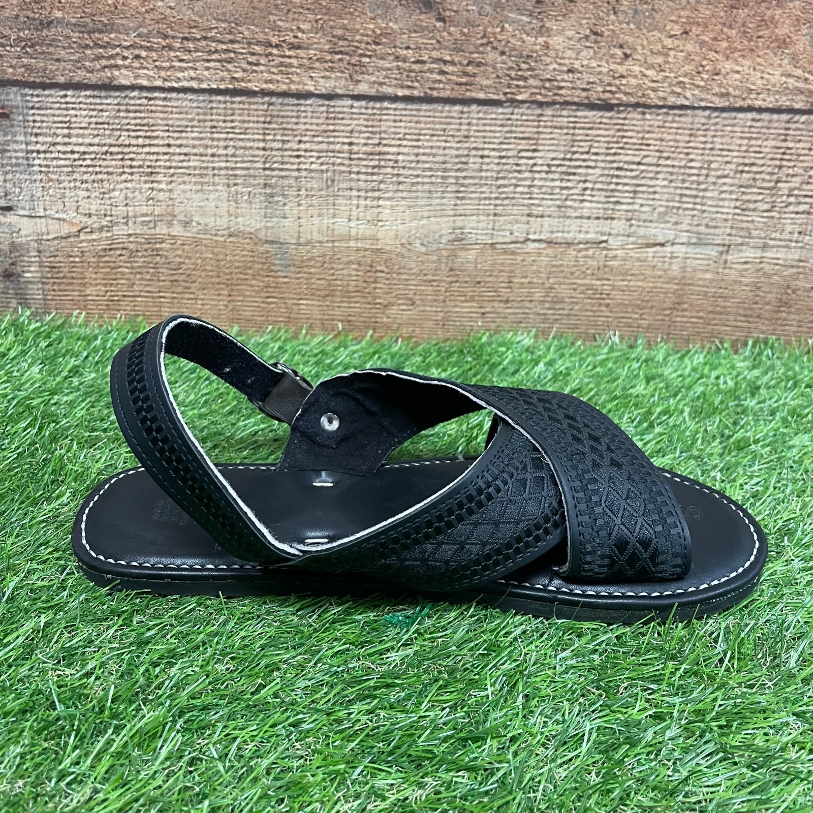 Men’s Mexican Handmade Black Embroidered Huarache Cruzado Cuero México Leather