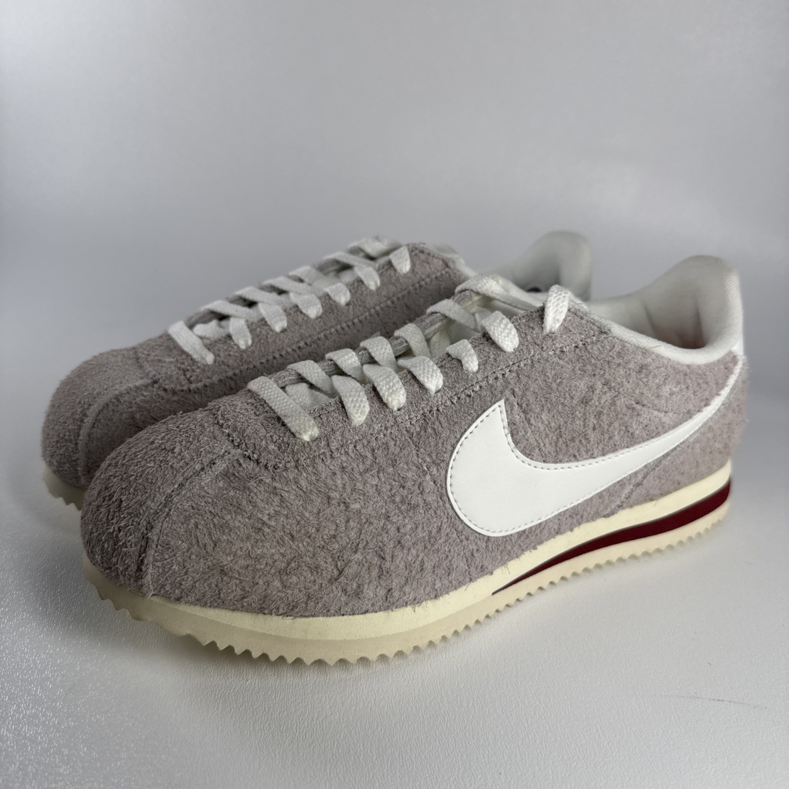 Size Men’s 8 – Nike Cortez SE College Grey Team Red/Sail HF3142-001 Fuzzy Suede