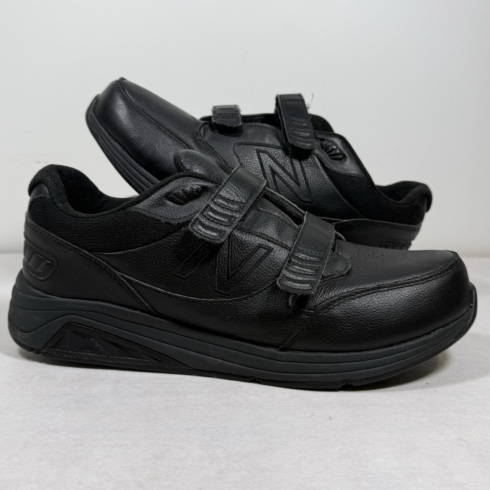 New Balance 928v3 Size 11M 6E Width | MW928HB3 Black Leather Hoop & Loop Closure