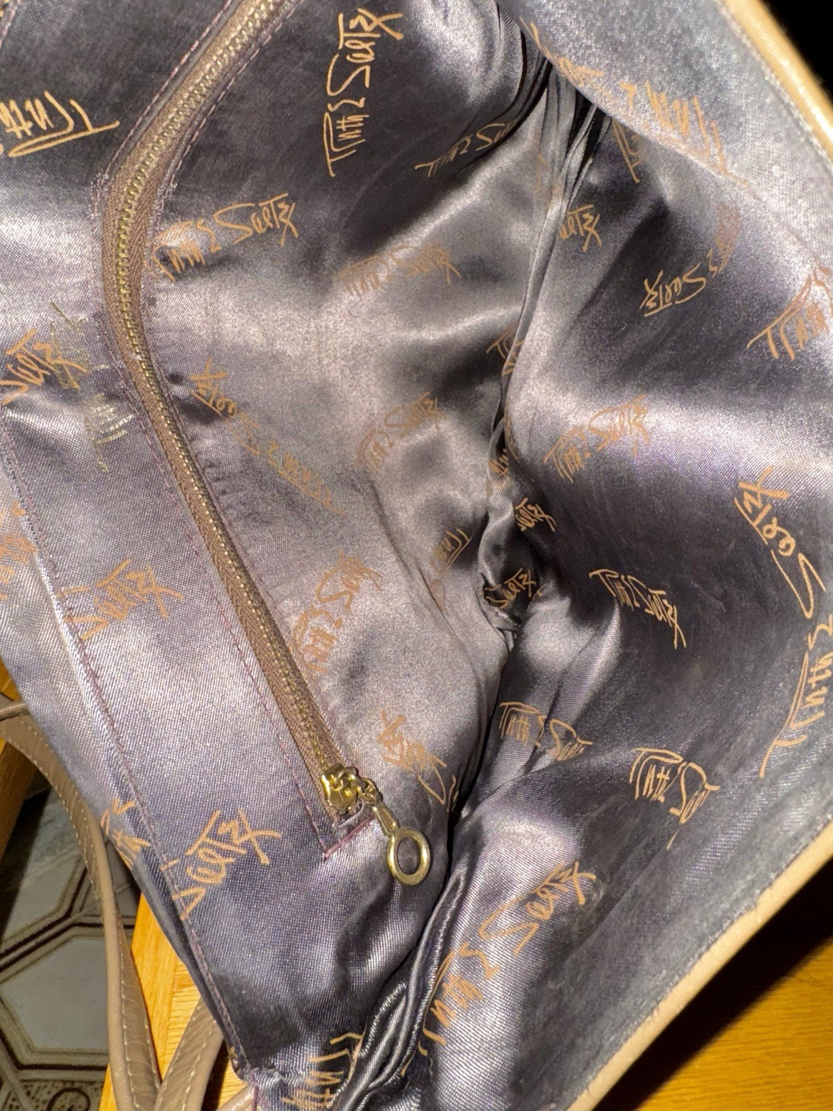 Italian Leather Shoulder Bag 2 Flap Tan Saddlebag Divided Purse Gold Logo Fob