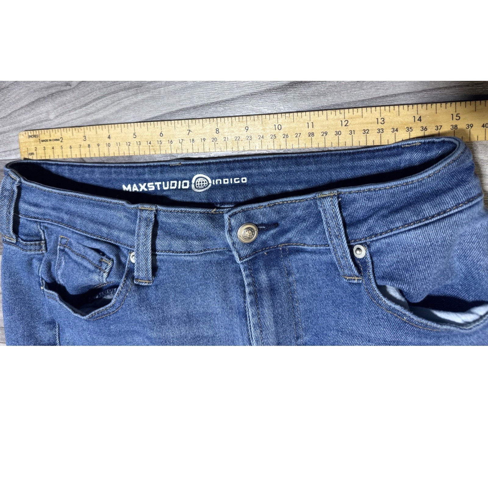 Max Studio Indigo High Rise Skinny Jeans Distressed Raw Hem Size 12 Harvey