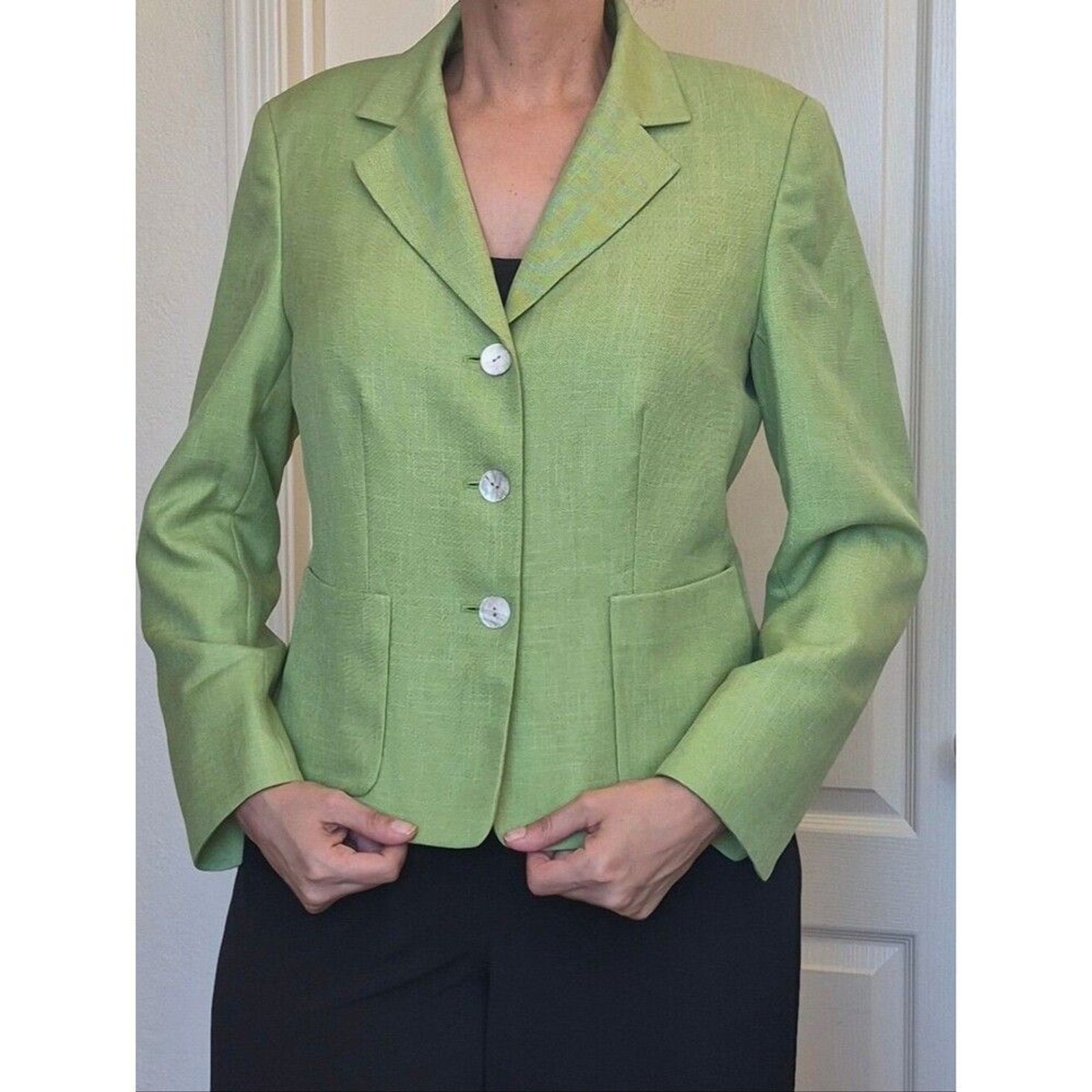 Three button Vintage Blazer Sz Large