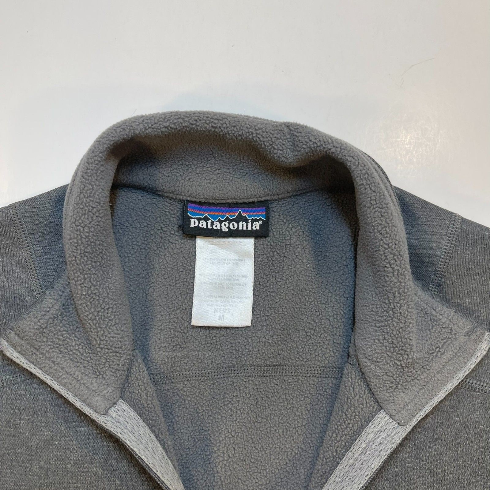 PATAGONIA Lightweight 1/2 ZIP Fleece Lined Pullover Sweatshirt Sz Mens M Gray