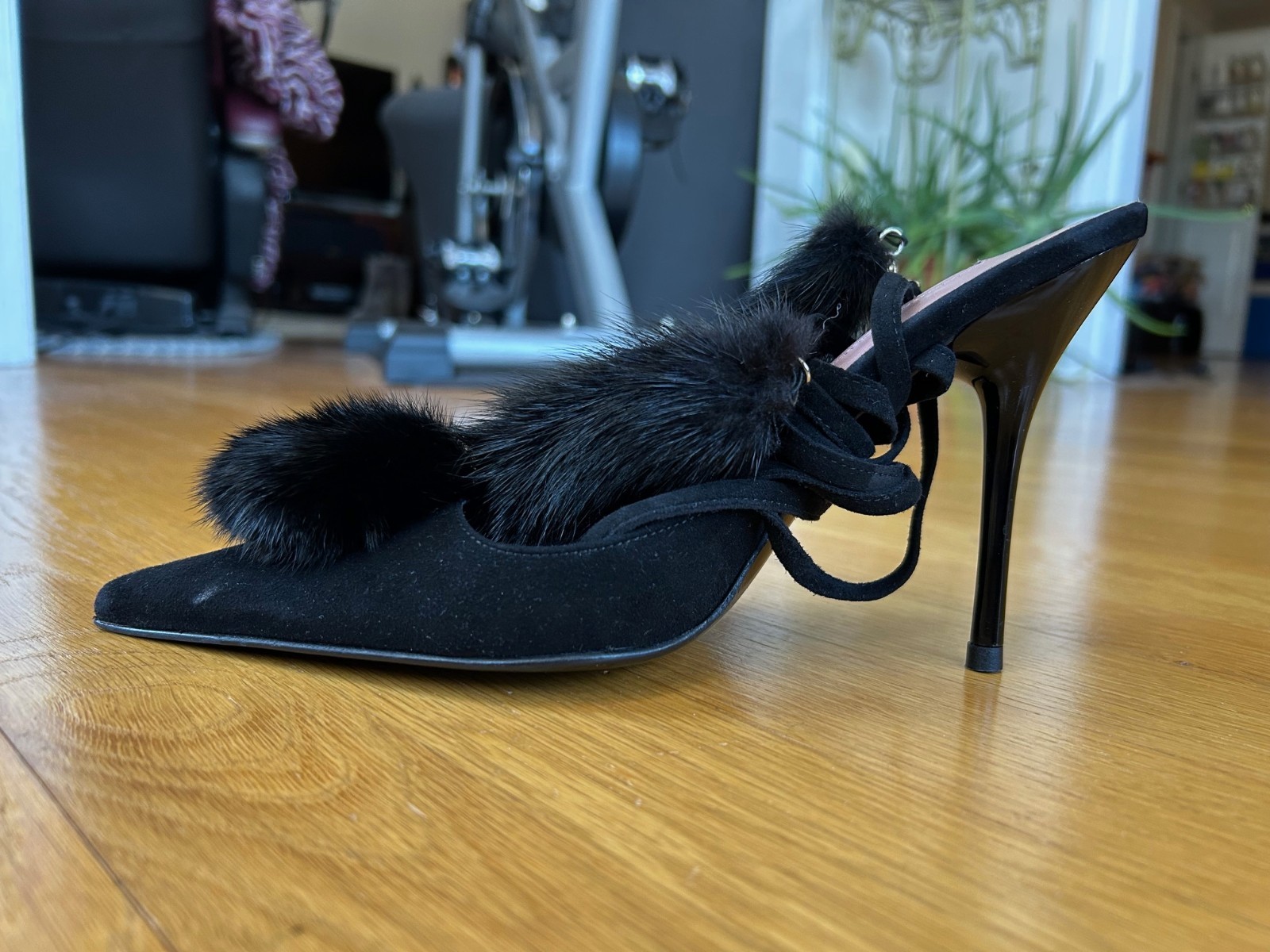CESARE PACIOTTI Black Suede Pom-Pom Fur Tassels Sandals SZ 7.5 IT 37.5 Excellent