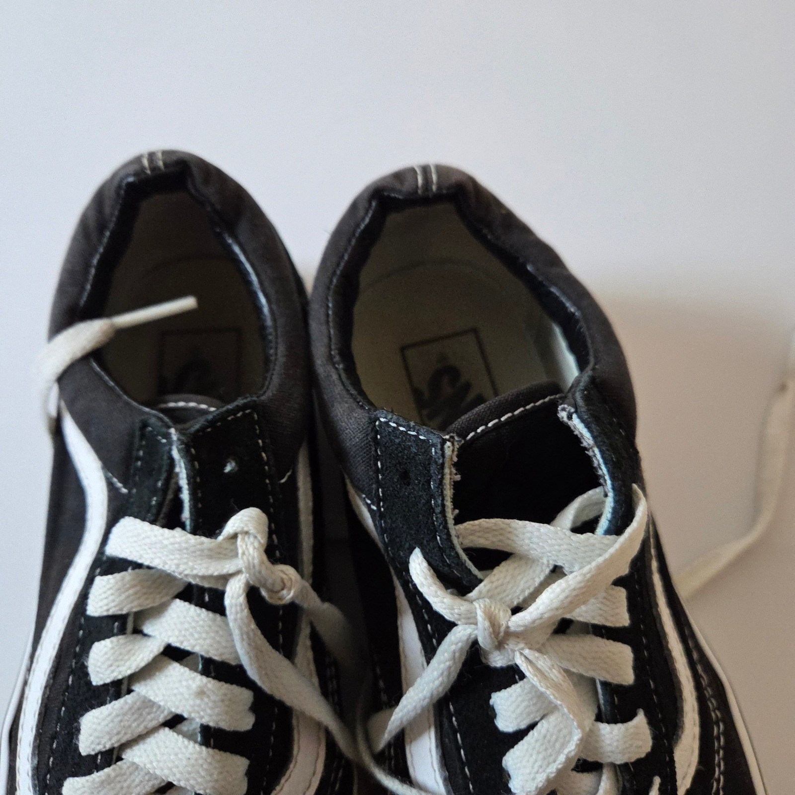 Vans Old Skool Black White Suede Low Top Skate Shoes Sneakers US Men 5.5 Women 7