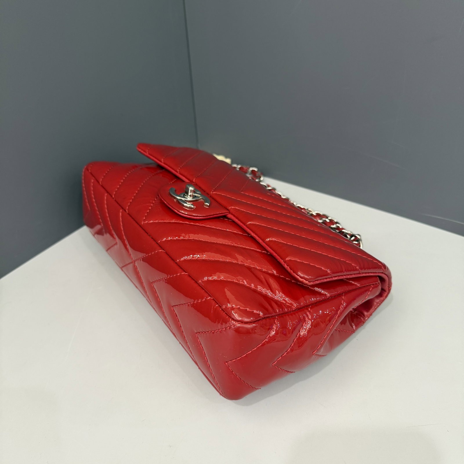 Chanel Medium Single Flap Red Patent Calfskin (hs040926d3)