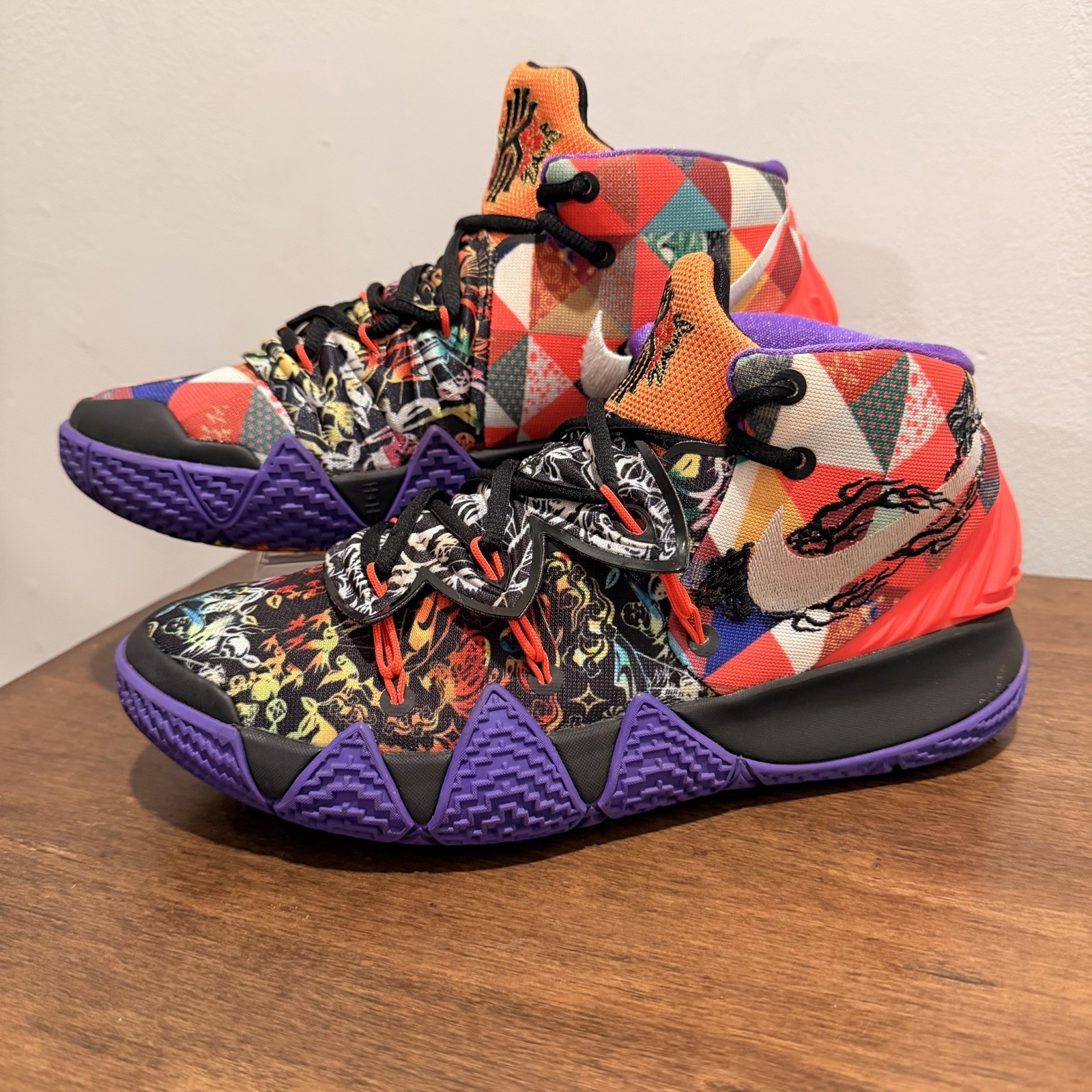 Nike Kybrid S2 Chinese New Year Men’s Basketball Sneaker SIZE 8.5