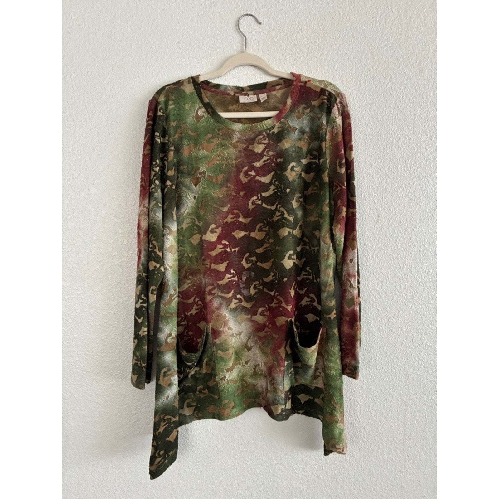 LOGO by Lori Goldstein Multicolor Camo Tunic Top – Green & Burgundy