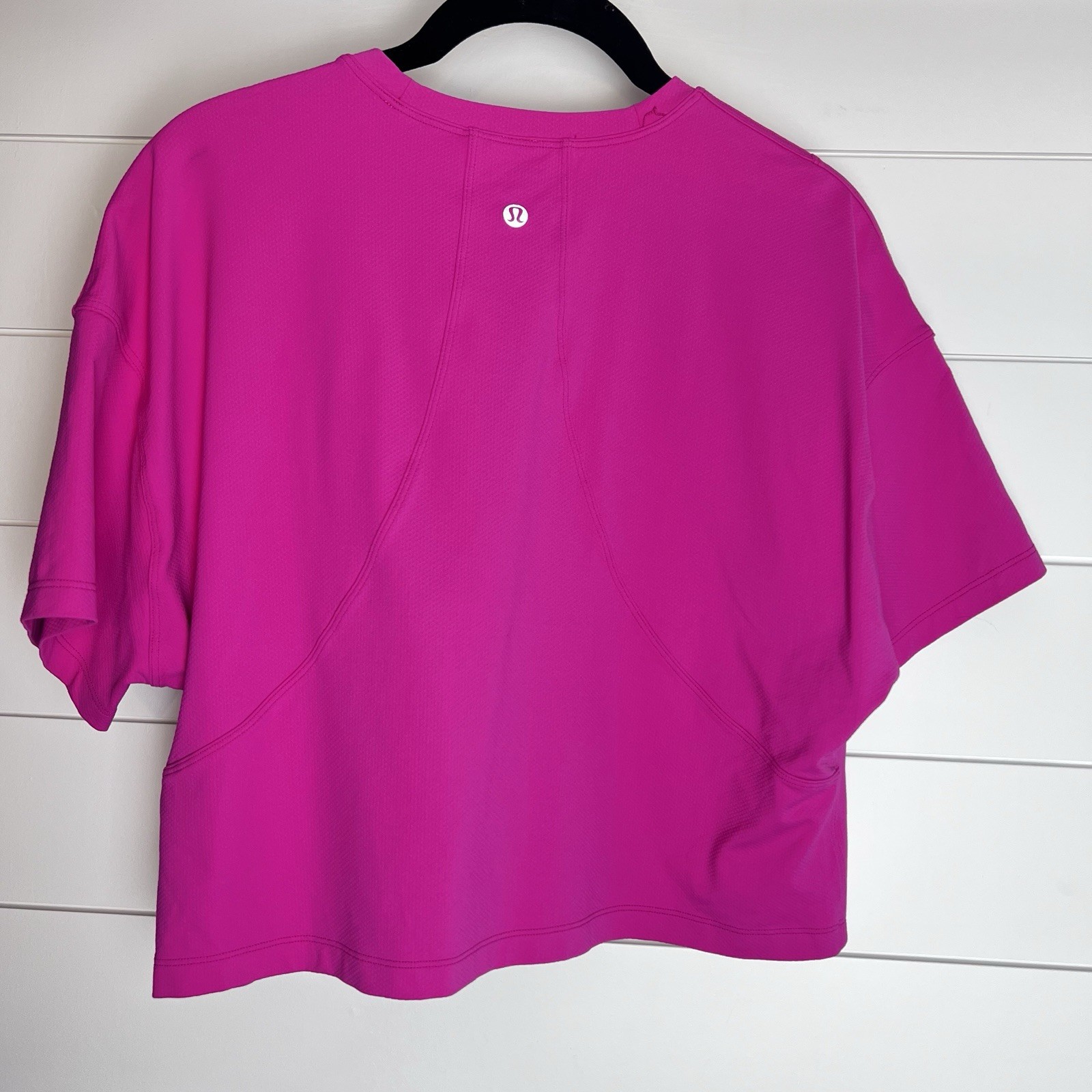 Lululemon Abrasion-Resistant Training T-Shirt Ed Curtis Sonic Pink Size 6?