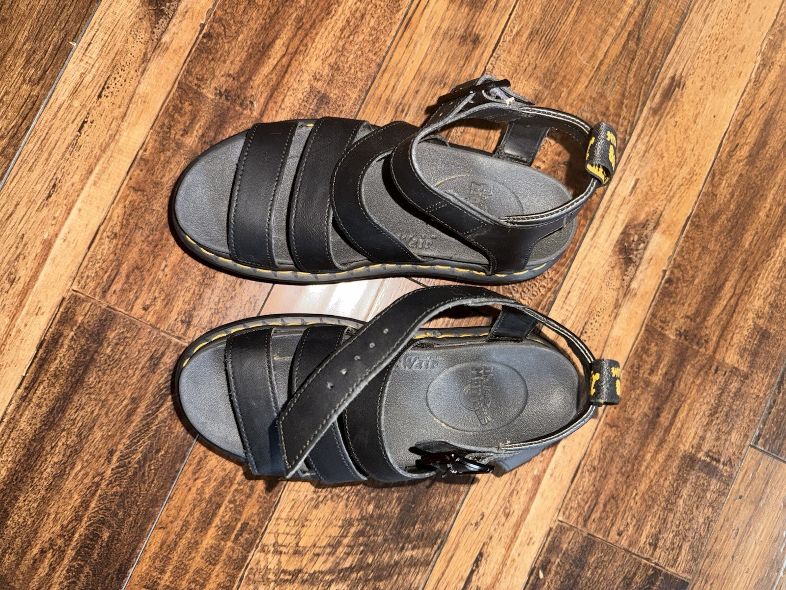 Dr. Martens Doc Martens Women’s Size 6 Blaire Black Leather Platform Sandals
