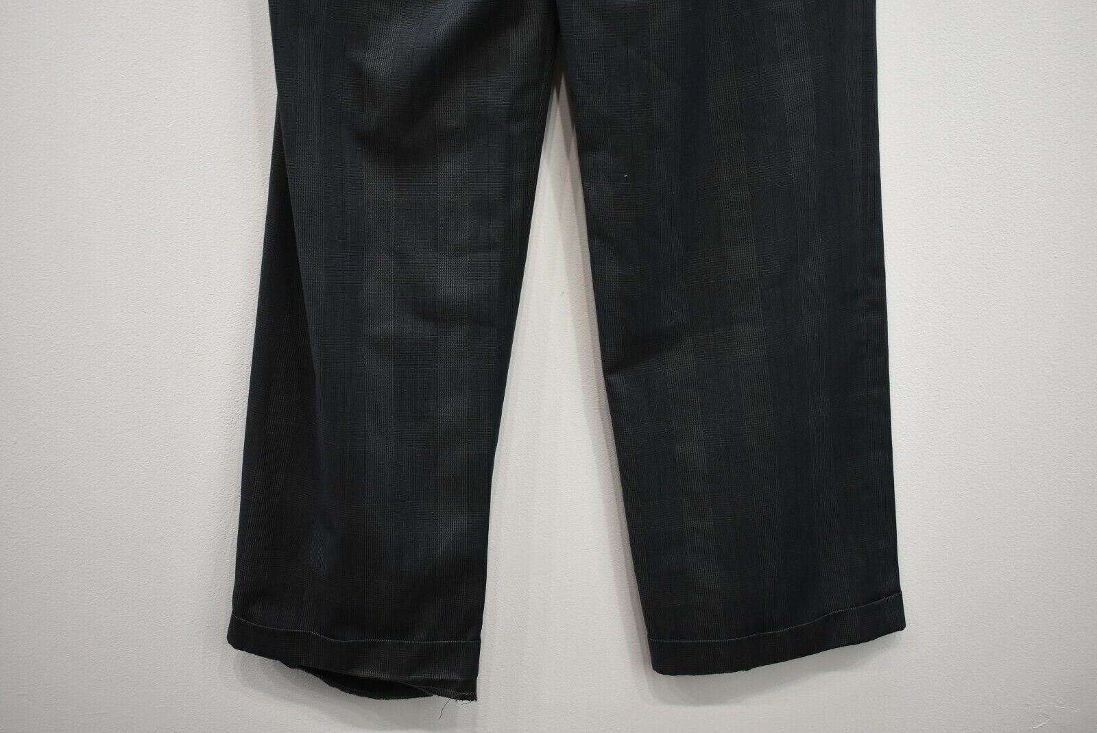 Roundtree & Yorke Men Pleat Front Straight Leg Folded Cuff Slack Pants 33 x 32