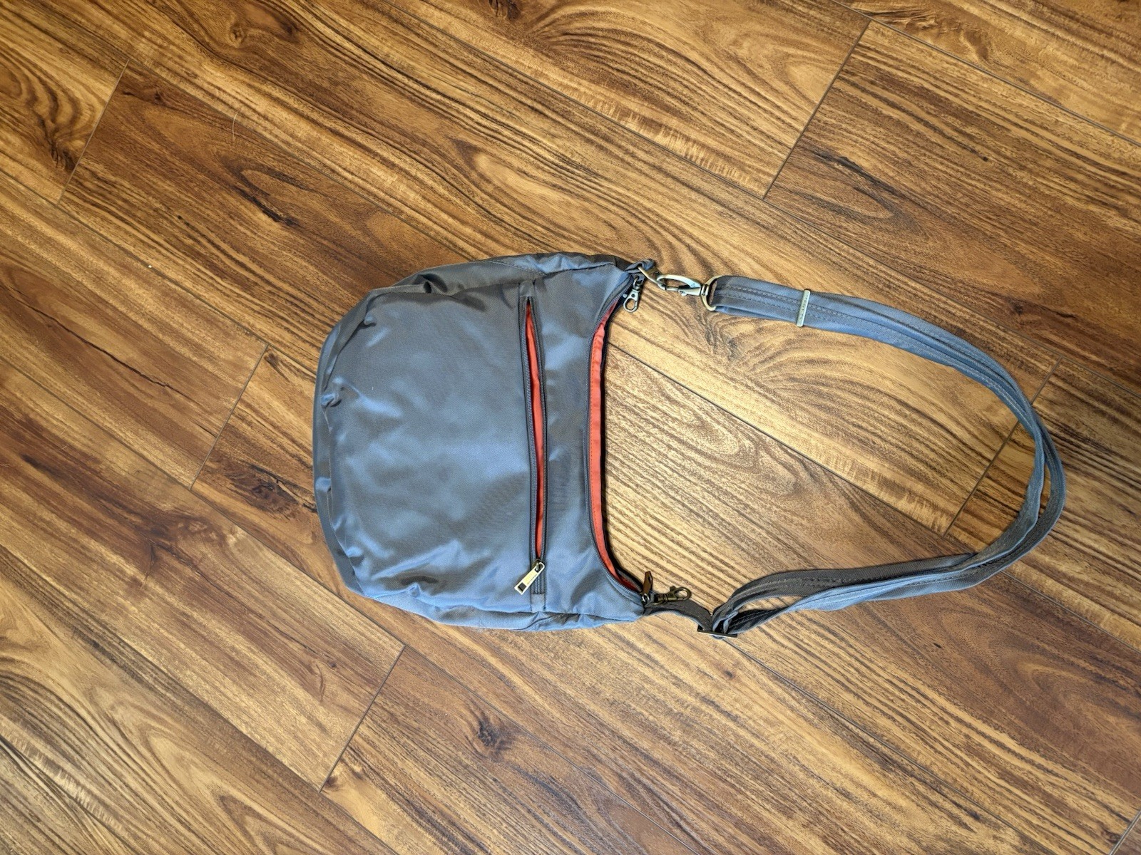 Travelon Gray Solid Shoulder Bag Zip Closure Orange Lining Adjustable Strap