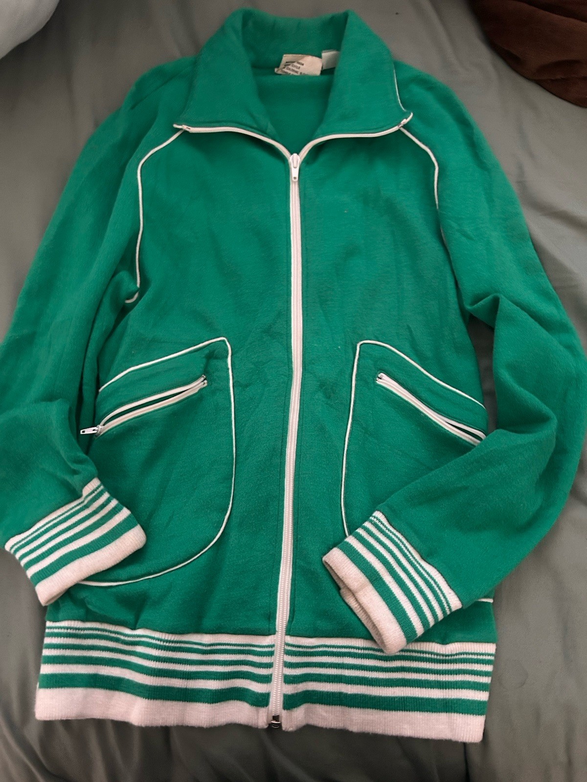 White Stag Green Full Zip Sweatshirt Striped Trim Zippered Pockets Women’s