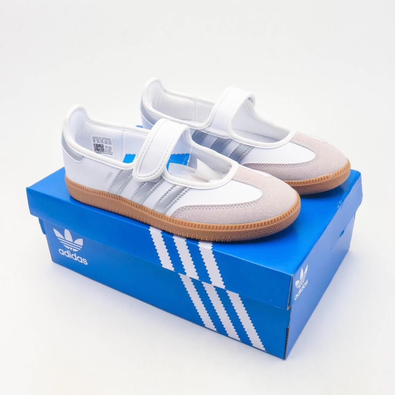 Adidas originals Women’s SAMBA JANE OG W Sneakers KJ3785 white 2026 new