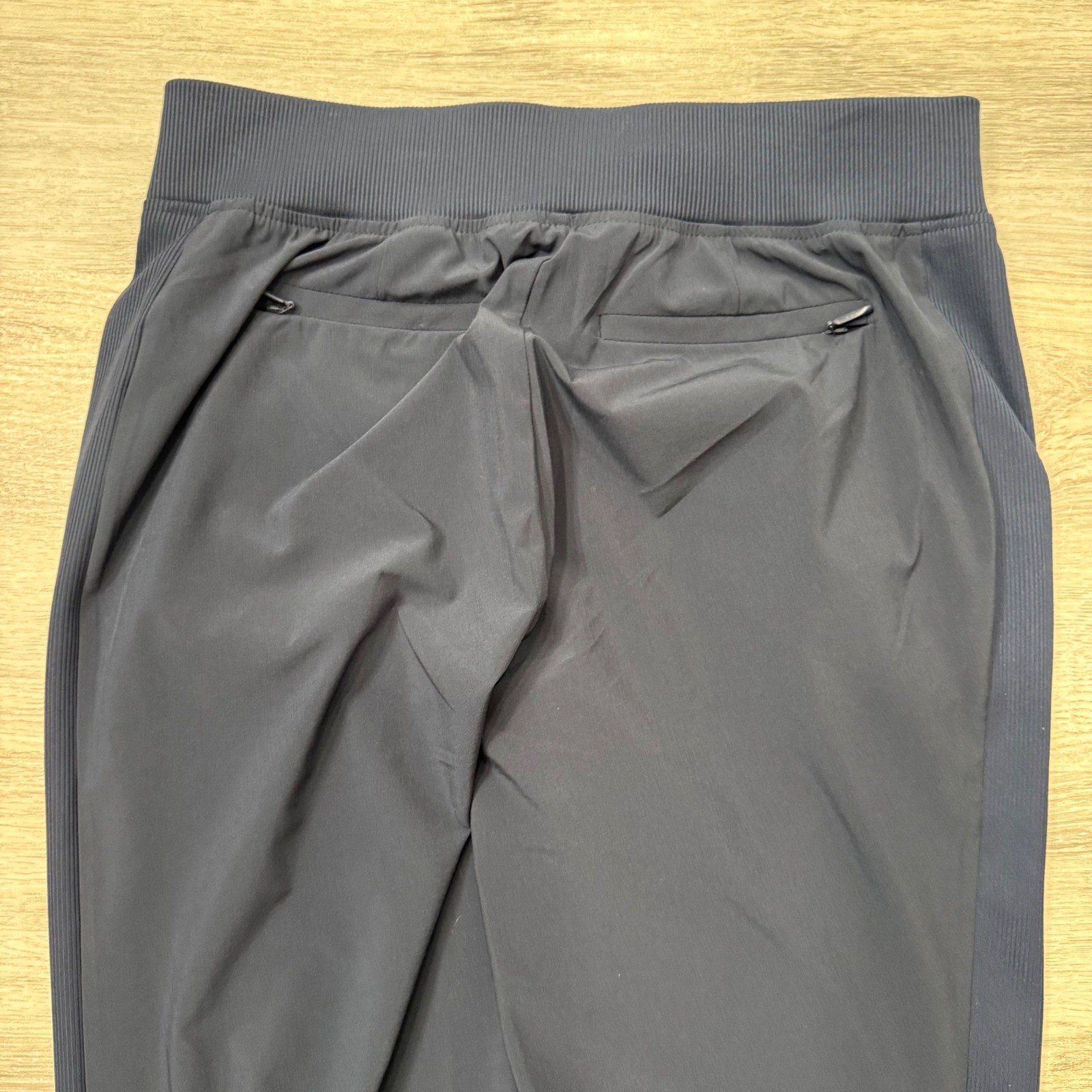 Athleta Navy Blue Jogger Pants Athletic Leisure Zip Pockets Size 2