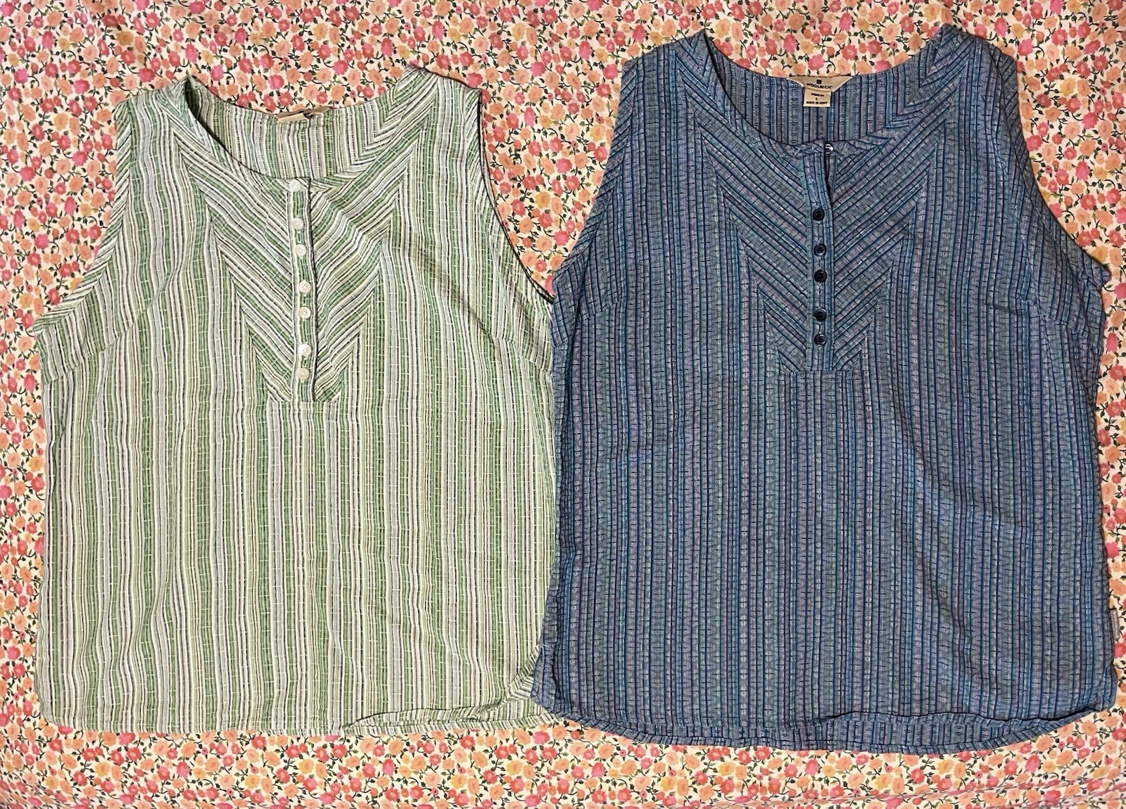 Lot of 2 Large Woolrich Women’s 100% Cotton Sleeveless Tank Blouse Blue & Green