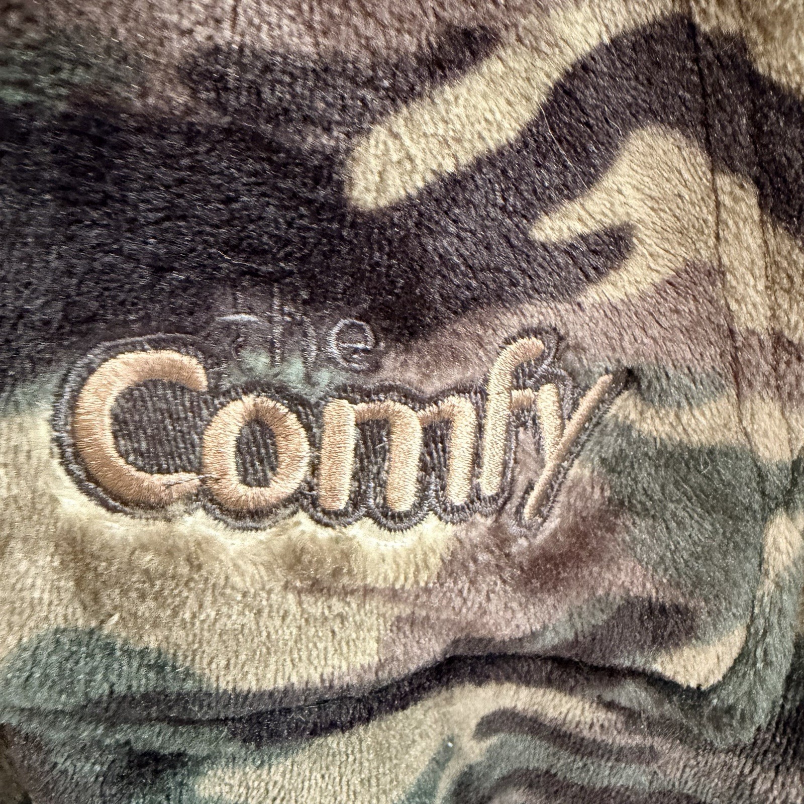 The Comfy Unisex Fleece Camouflage Pullover Shirt Blanket Hoodie