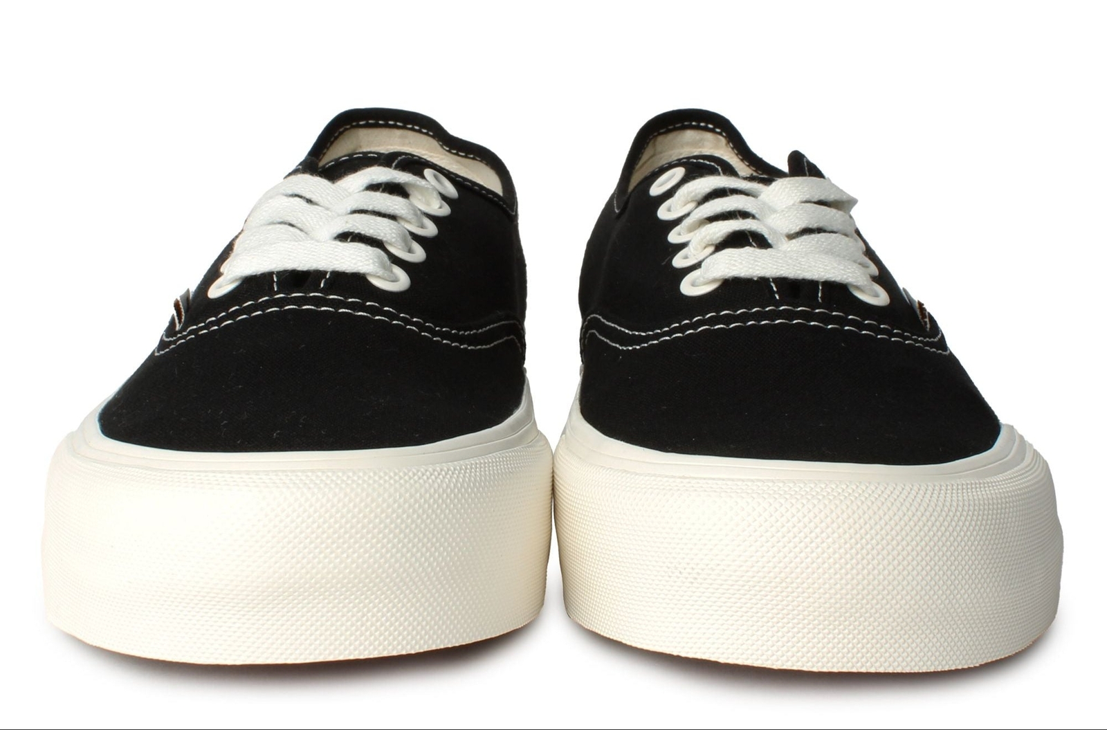 [VN0005UD1KP] Unisex Vans AUTHENTIC VR3 SHOES ‘BLACK’