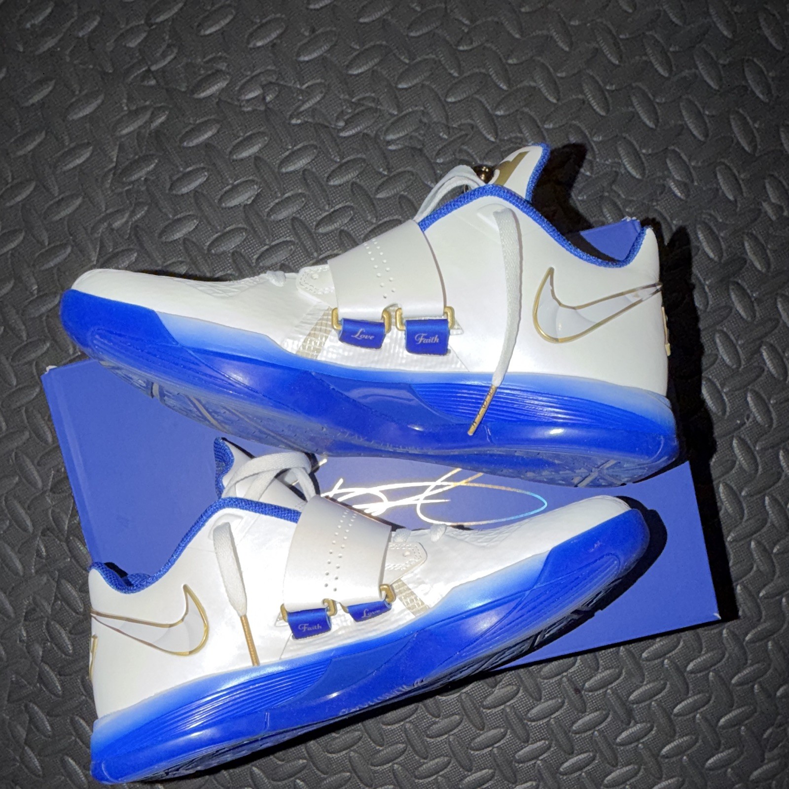 Nike Zoom KD 4 The Real MVP Low Top Basketball Lace/Strap IB3546-100