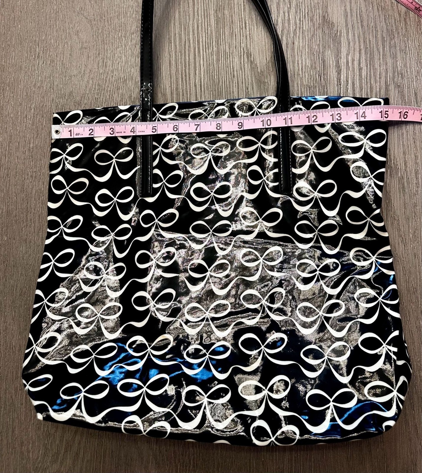 Kate Spade Daycation Bon Shopper Tote Black White Bow Print Coated Canvas