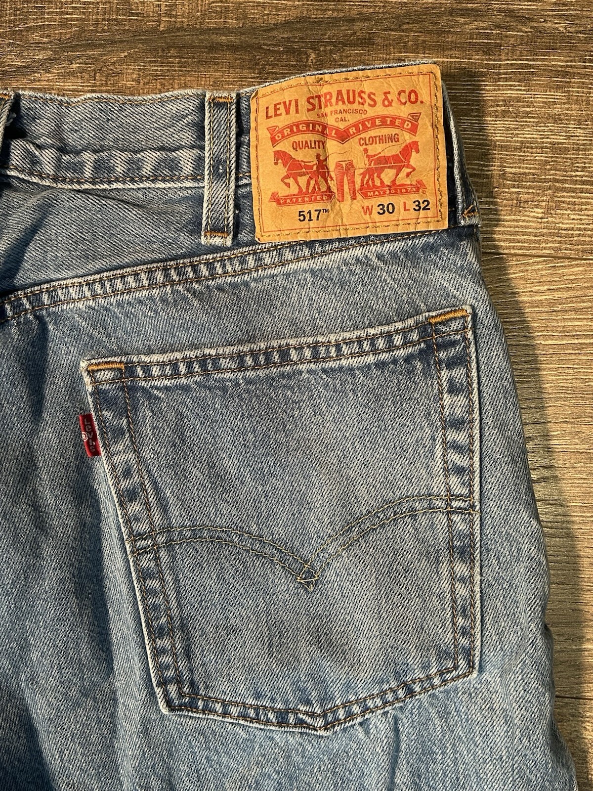 Levi’s Men’s Bootcut Jeans Light Wash Blue Denim Mid Rise 5-Pocket Cotton