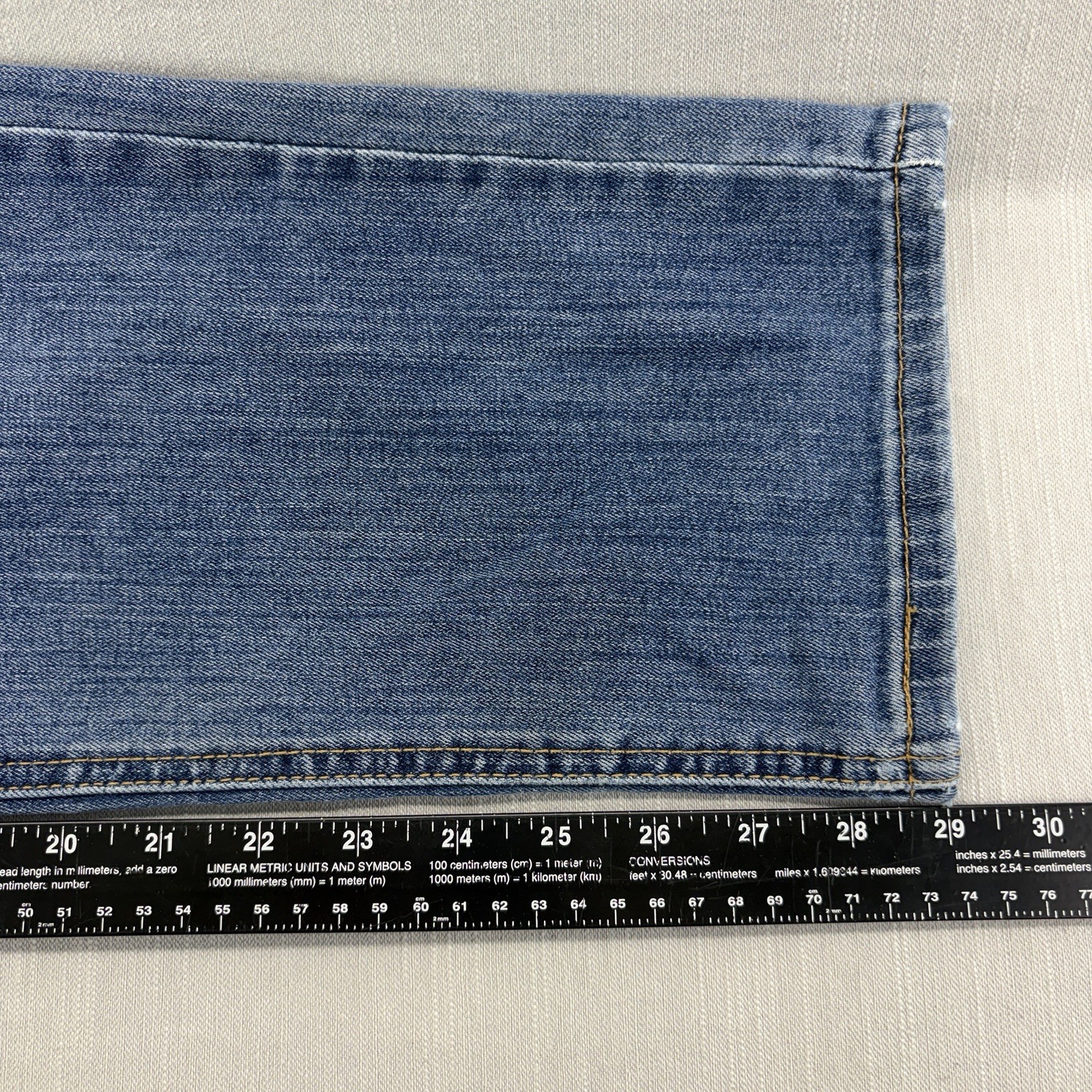 Levi’s 511 All Seasons Tech Men’s Jeans W32 L30 Slim Fit Stretch Blue Denim