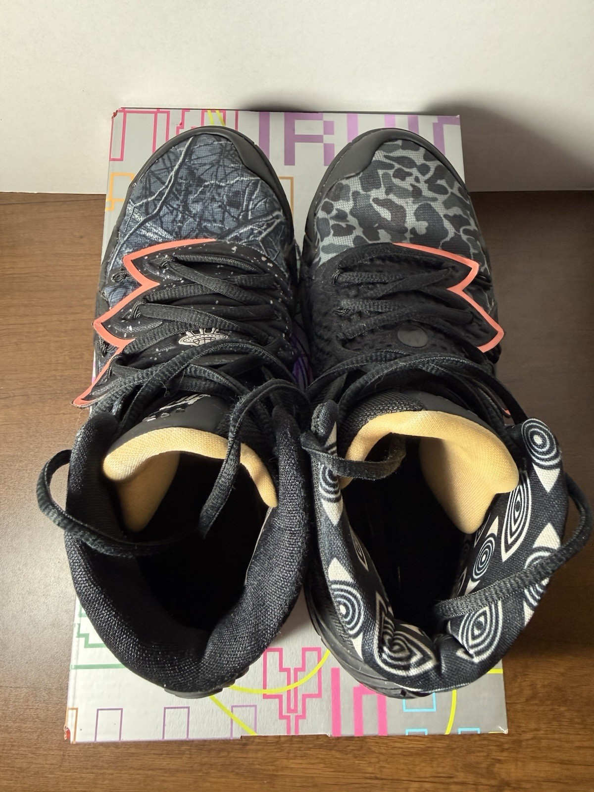 Size 5.5 – Nike Kybrid S2 What The