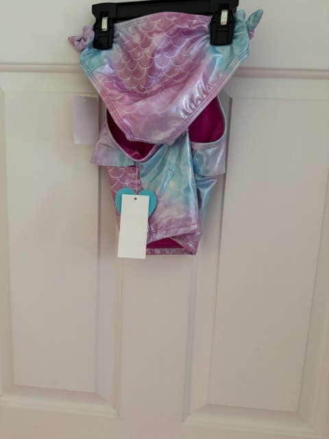 NWT Breaking Waves Girls’ 2-Piece Swimsuit | Mermaid Scale Print | Size 5